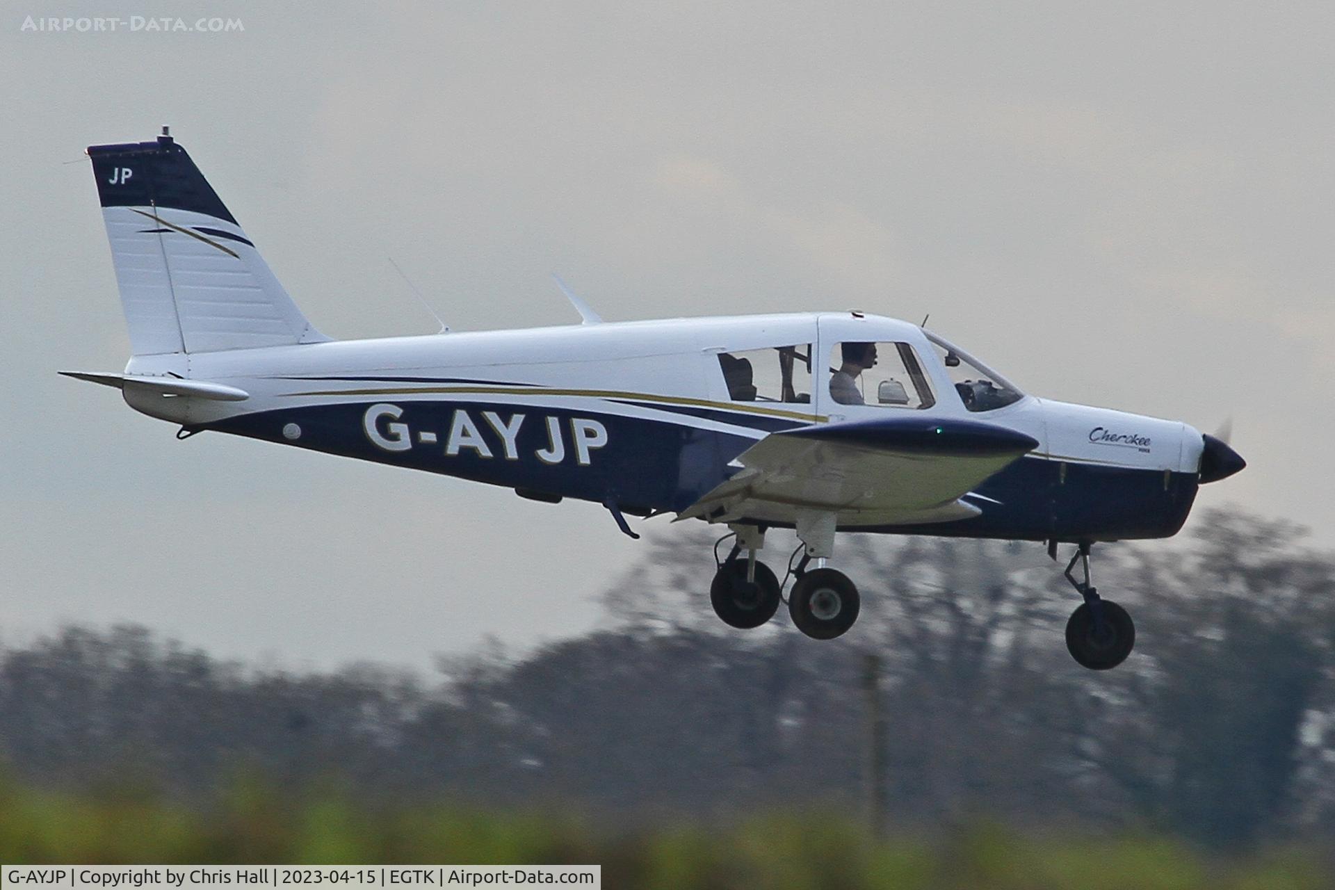 G-AYJP, 1970 Piper PA-28-140 Cherokee C/N 28-26403, Oxford