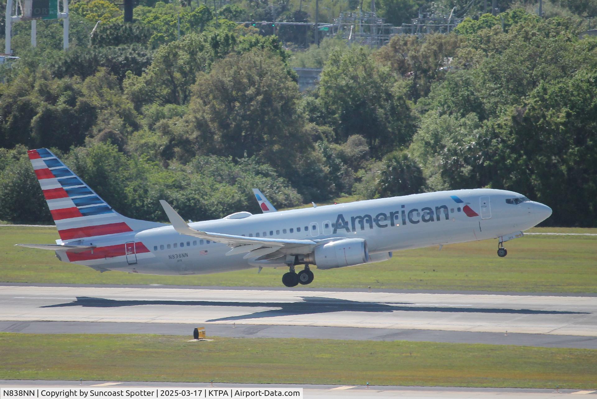 N838NN, 2010 Boeing 737-823 C/N 31097, American Flight 2920 departs Tampa International Airport enroute to Chicago-O’Hare International Airport