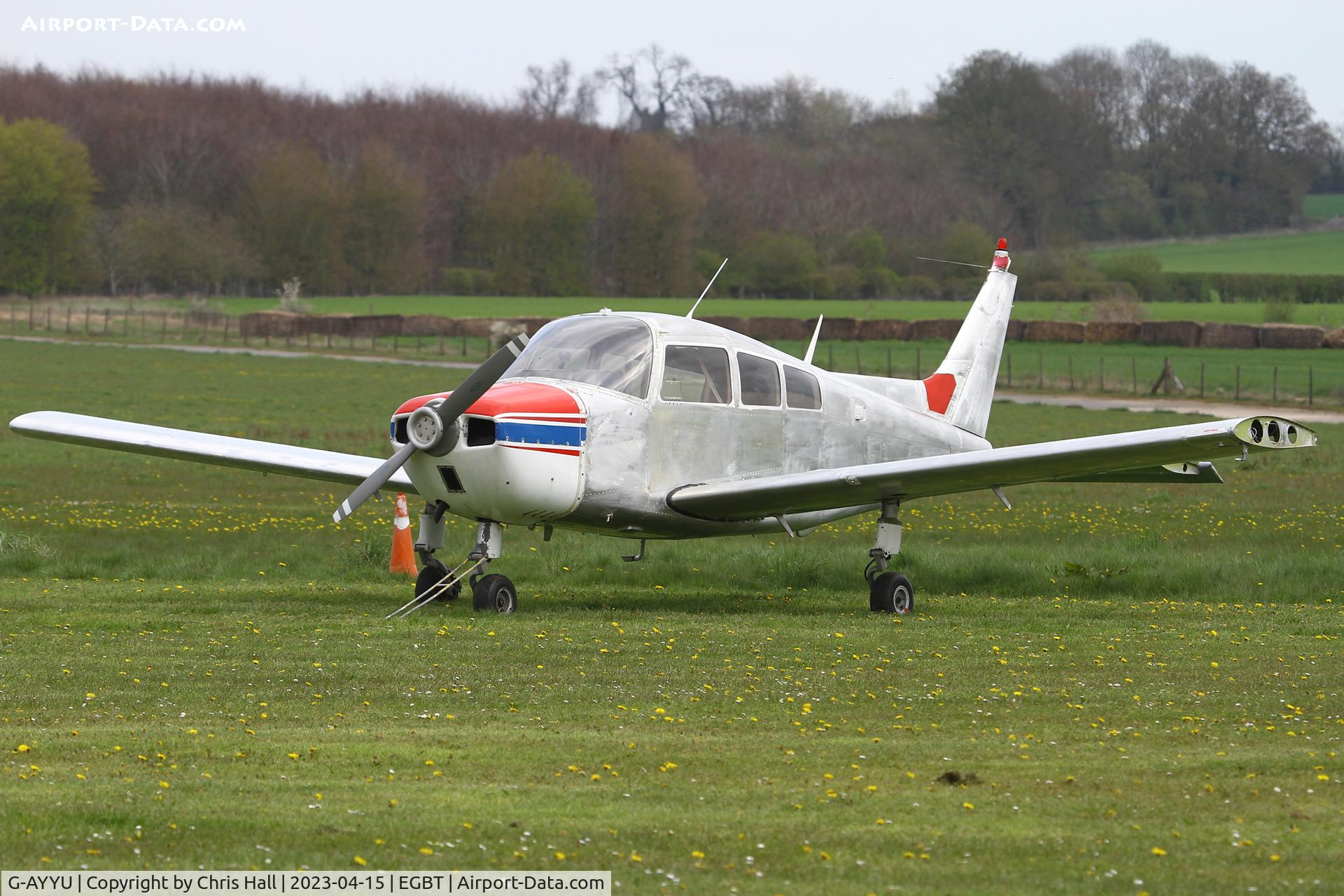 G-AYYU, 1971 Beech C23 Sundowner 180 Sundowner 180 C/N M-1353, Turweston