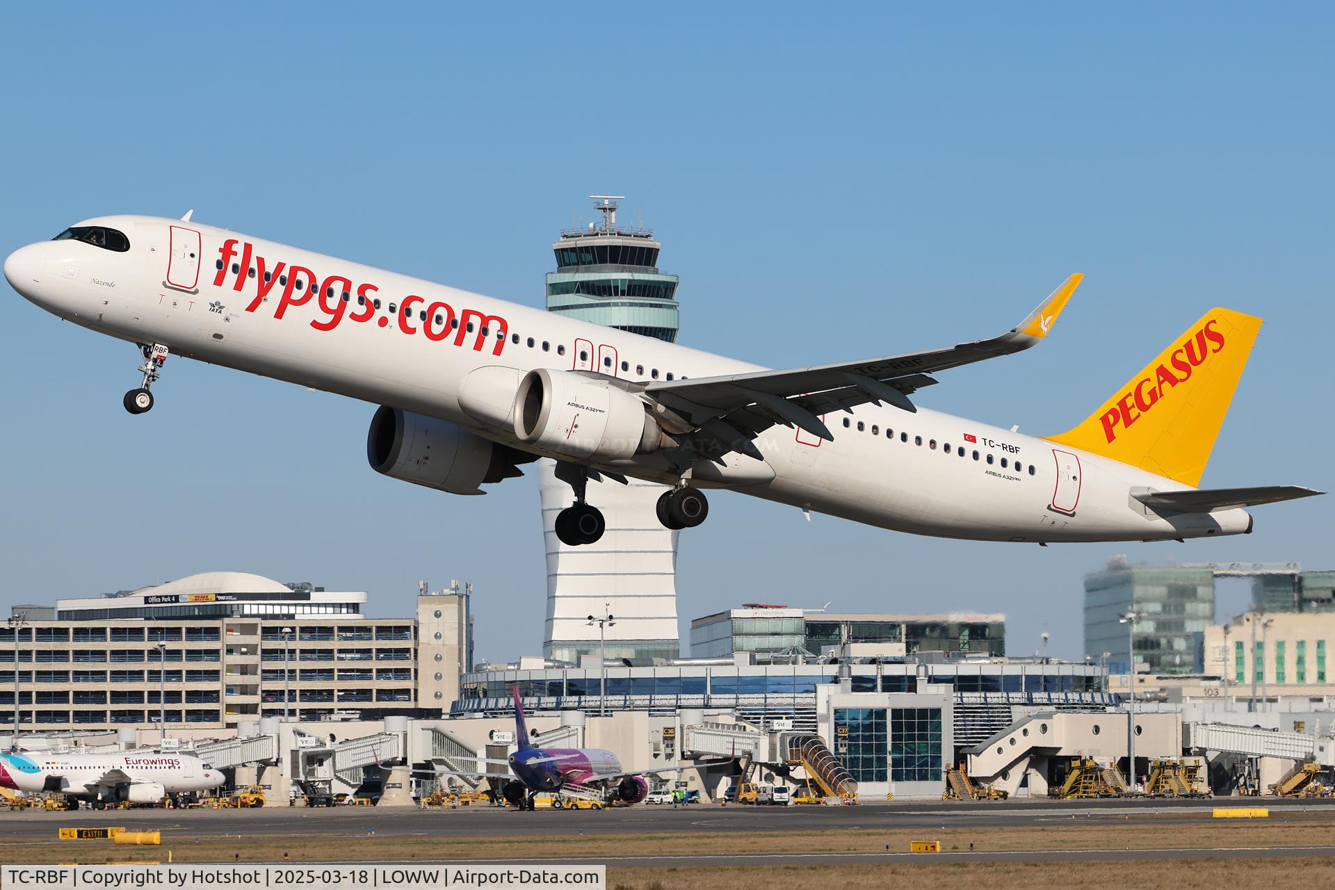 TC-RBF, 2020 Airbus A321-251 Neo C/N 9495, Departing runway 29 with the ATC tower behind