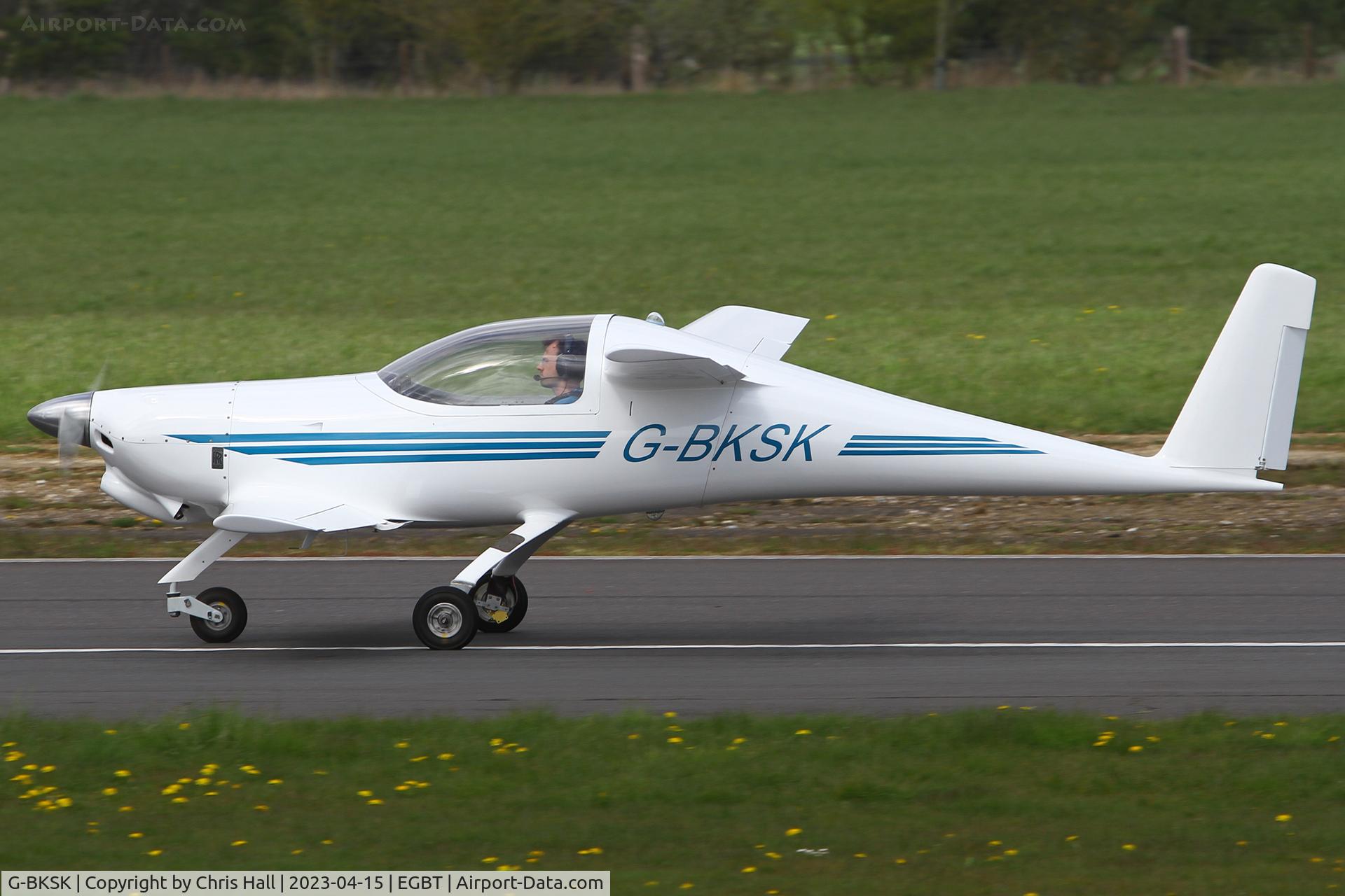 G-BKSK, 1983 QAC Quickie Q2 C/N PFA 094A-10765, Turweston