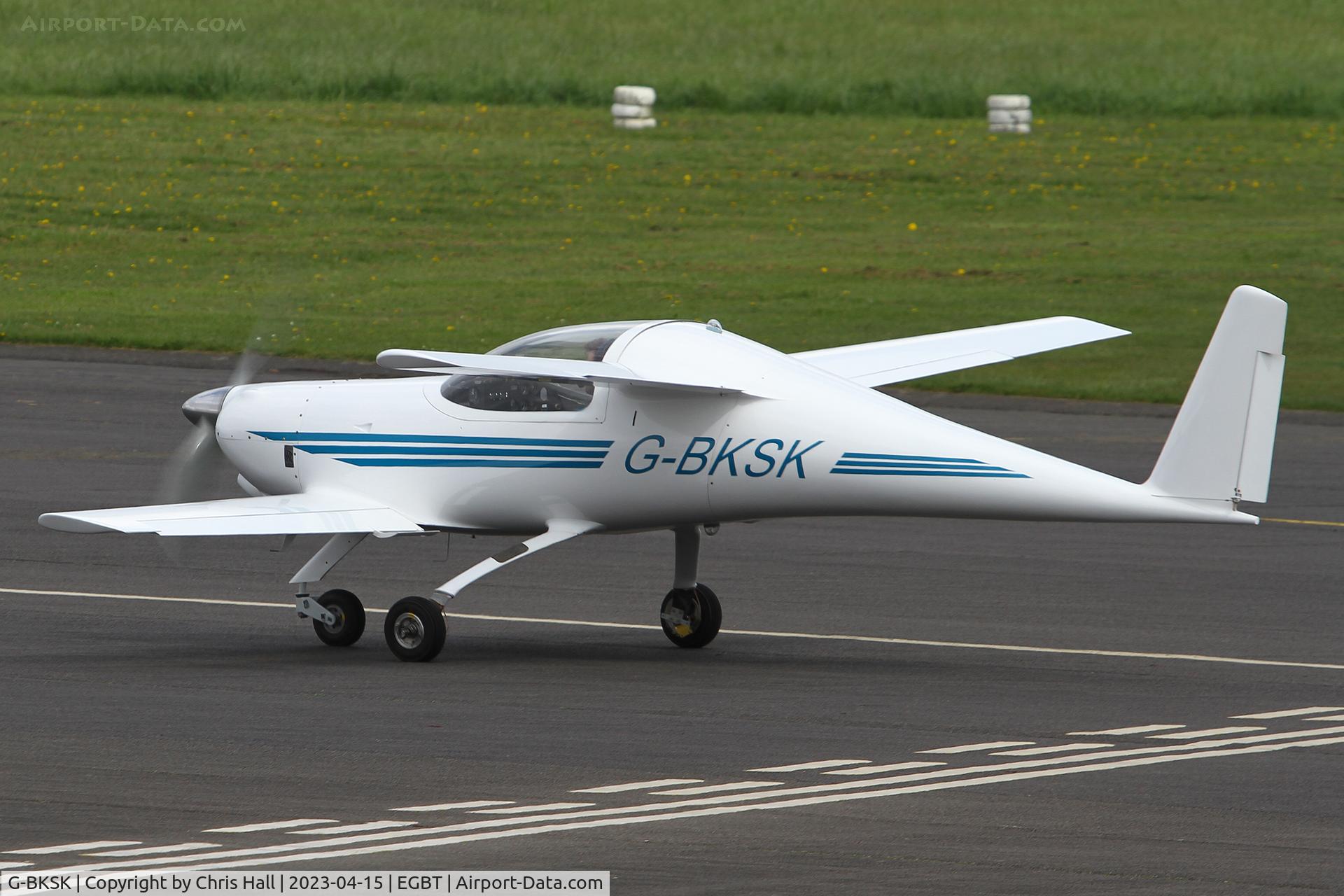 G-BKSK, 1983 QAC Quickie Q2 C/N PFA 094A-10765, Turweston