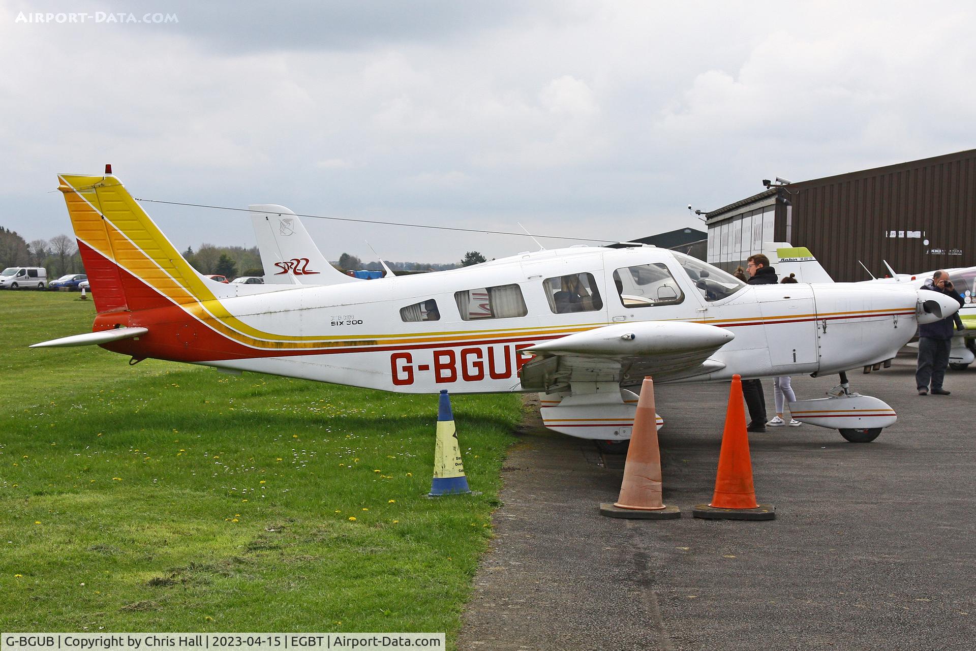 G-BGUB, 1979 Piper PA-32-300 Cherokee Six Cherokee Six C/N 32-7940252, Turweston