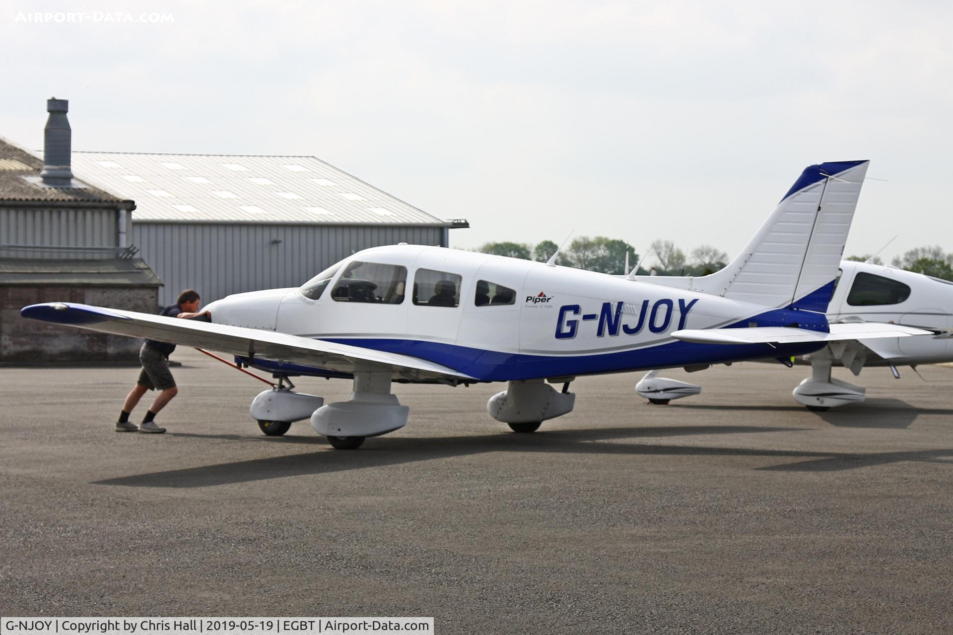 G-NJOY, 1982 Piper PA-28-181 Archer II C/N 28-8290049, Turweston