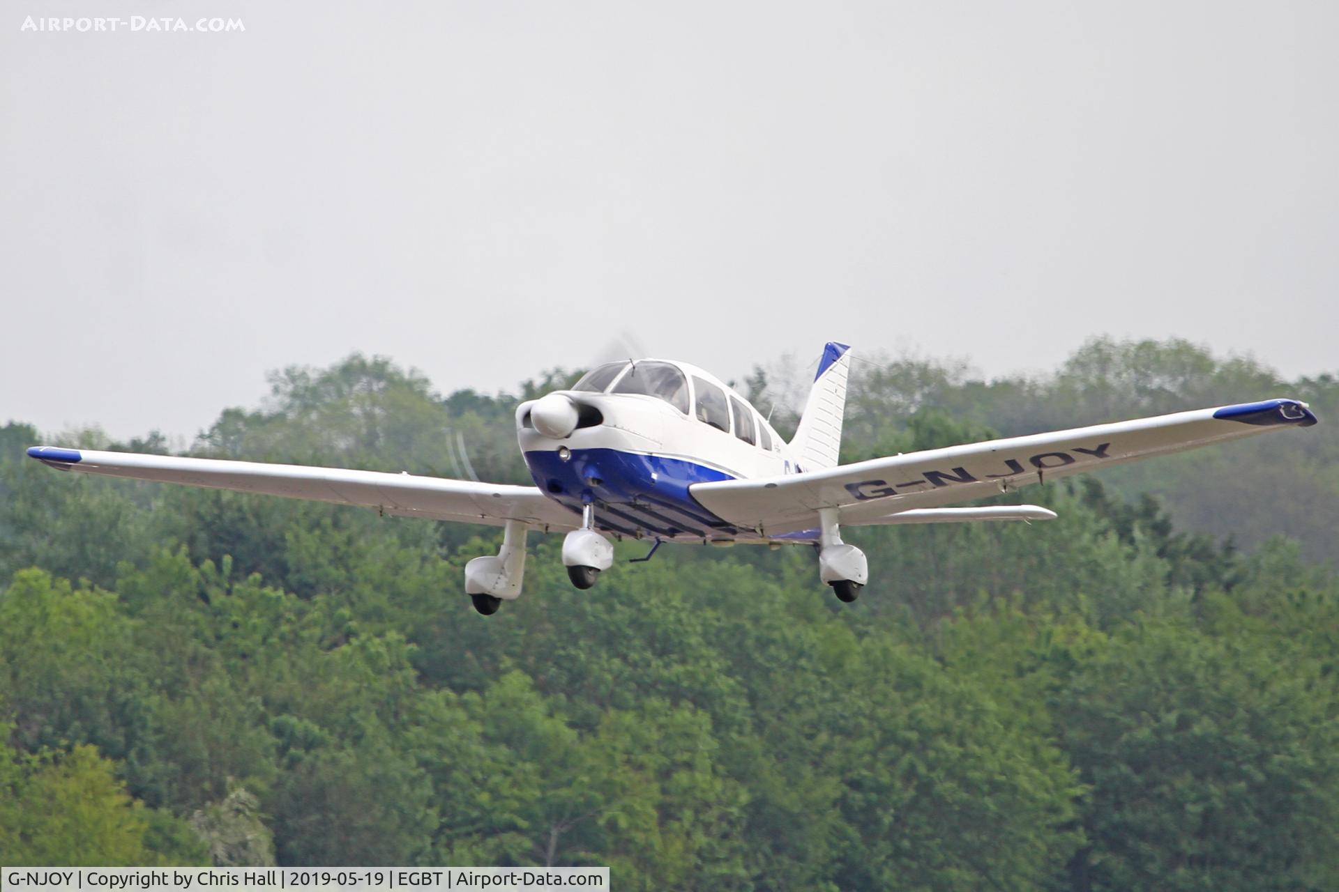G-NJOY, 1982 Piper PA-28-181 Archer II C/N 28-8290049, Turweston