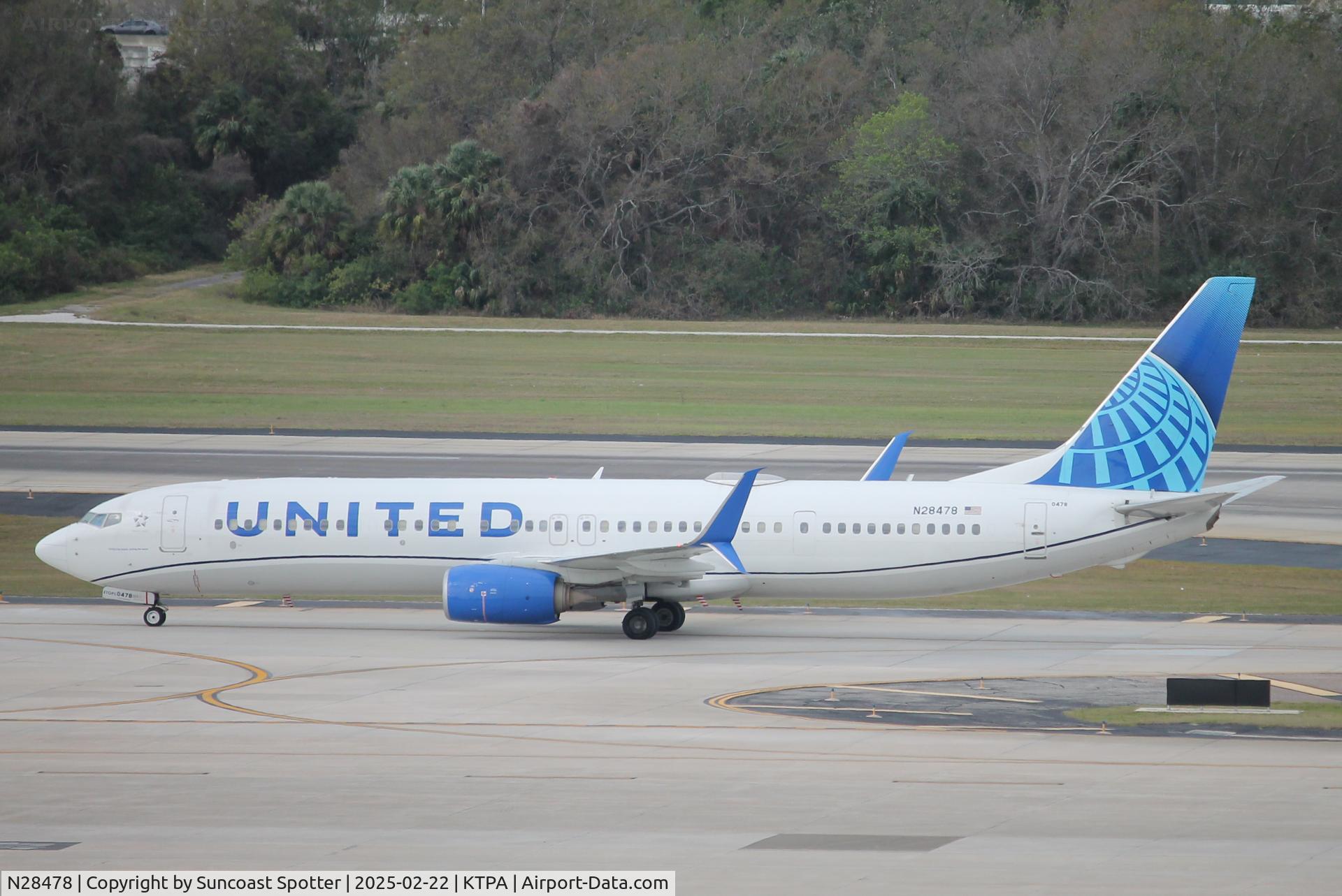 N28478, 2013 Boeing 737-924/ER C/N 31649, United Flight 2326 arrives at Tampa International Airport following flight from Chicago-O’Hare International Airport