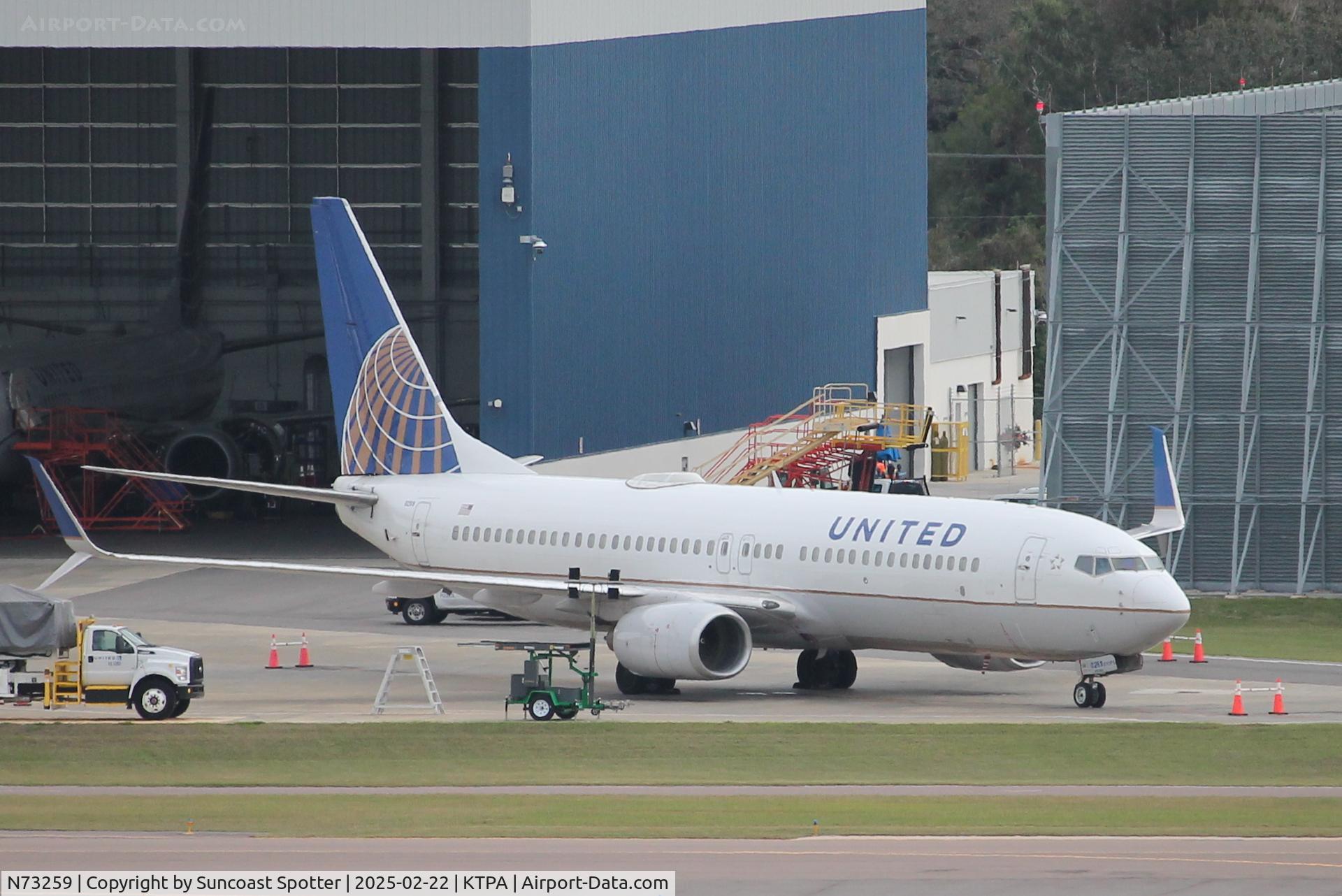 N73259, 2001 Boeing 737-824 C/N 30803, United Boeing 737 sits on the United ramp at Tampa International Airport