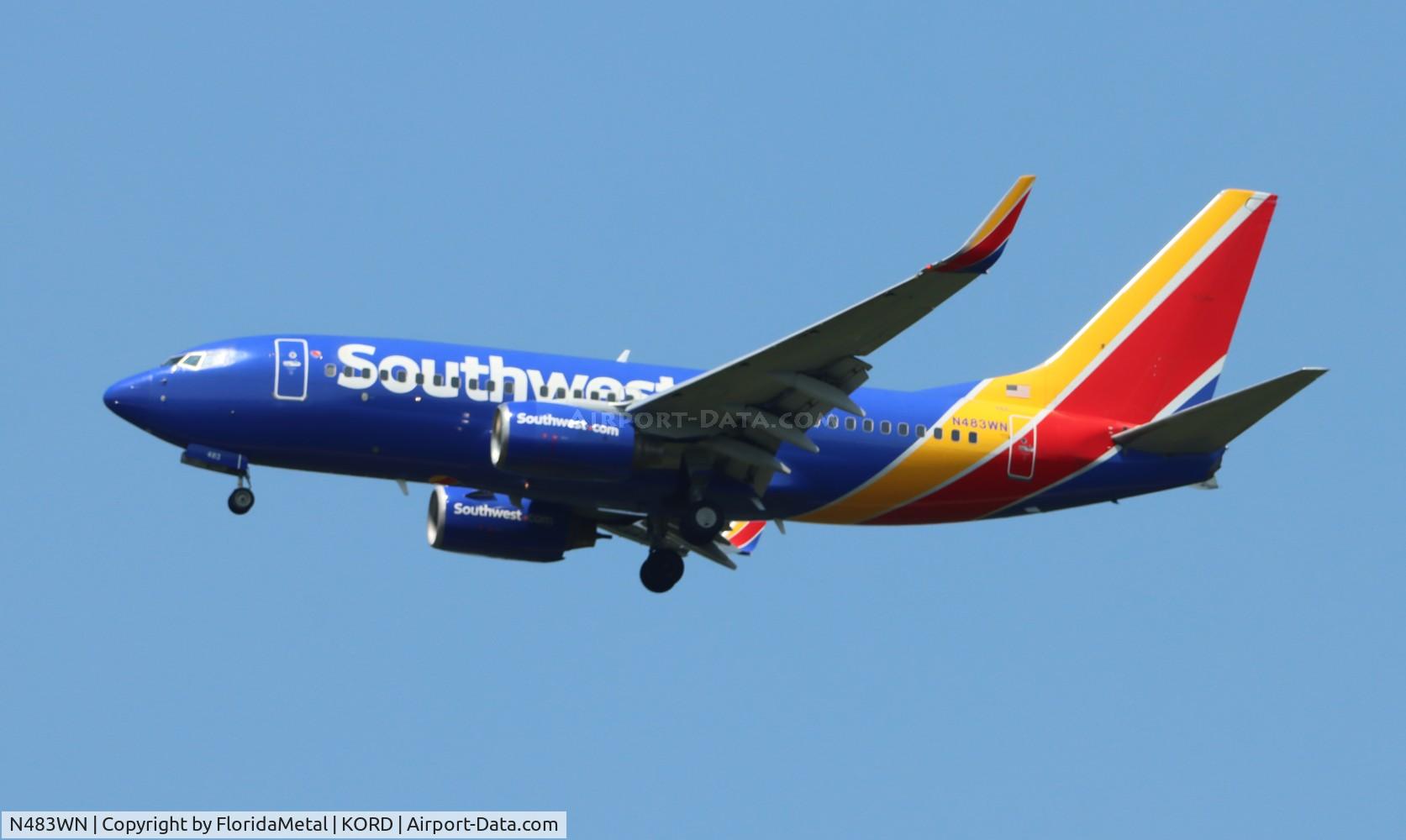 N483WN, 2004 Boeing 737-7H4 C/N 32472, SWA 737 zx phx-ord