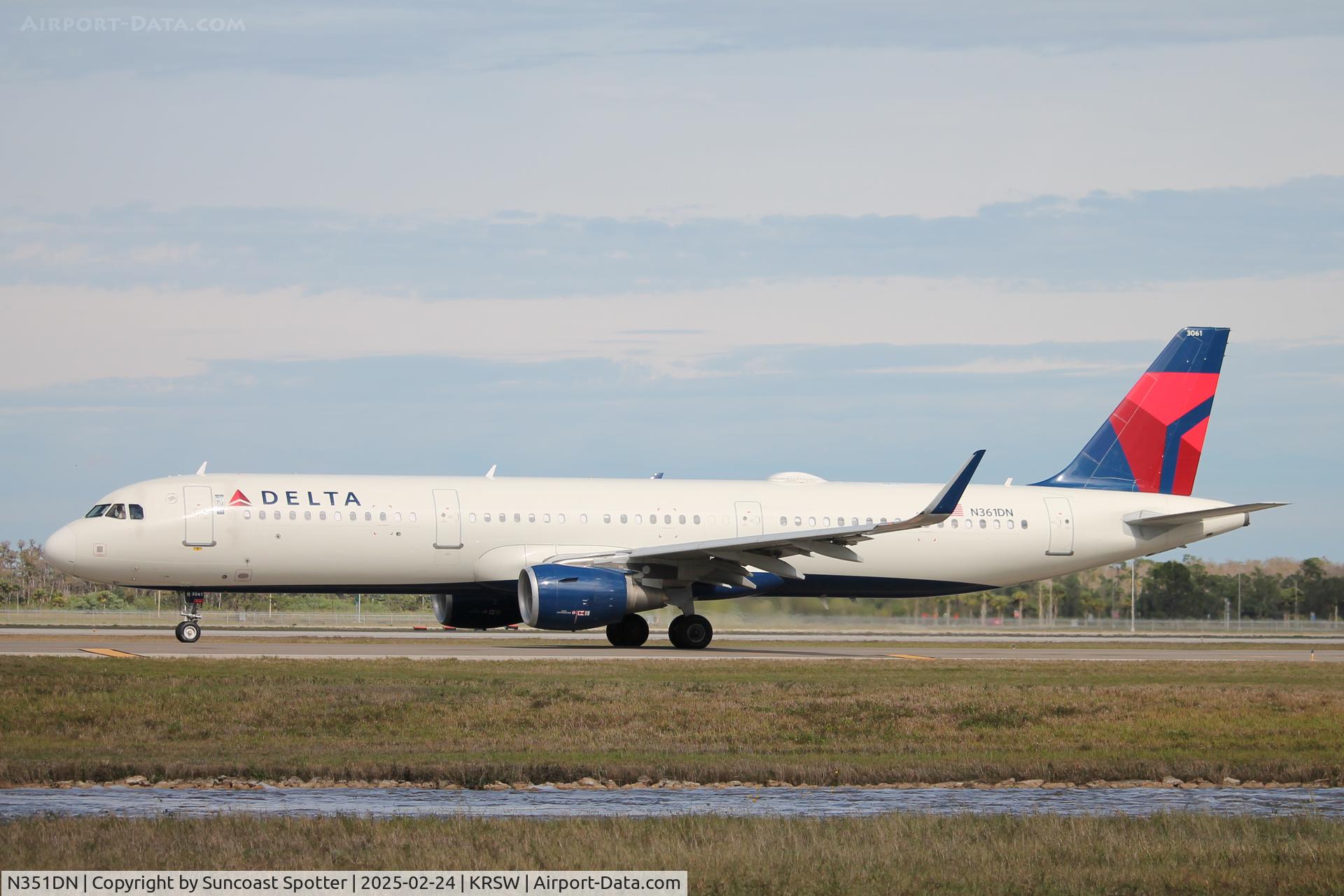N351DN, 2018 Airbus A321-211 C/N 8251, Delta Flight 880 taxis at Southwest Florida International Airport prior to flight to Minneapolis-St Paul International Airport