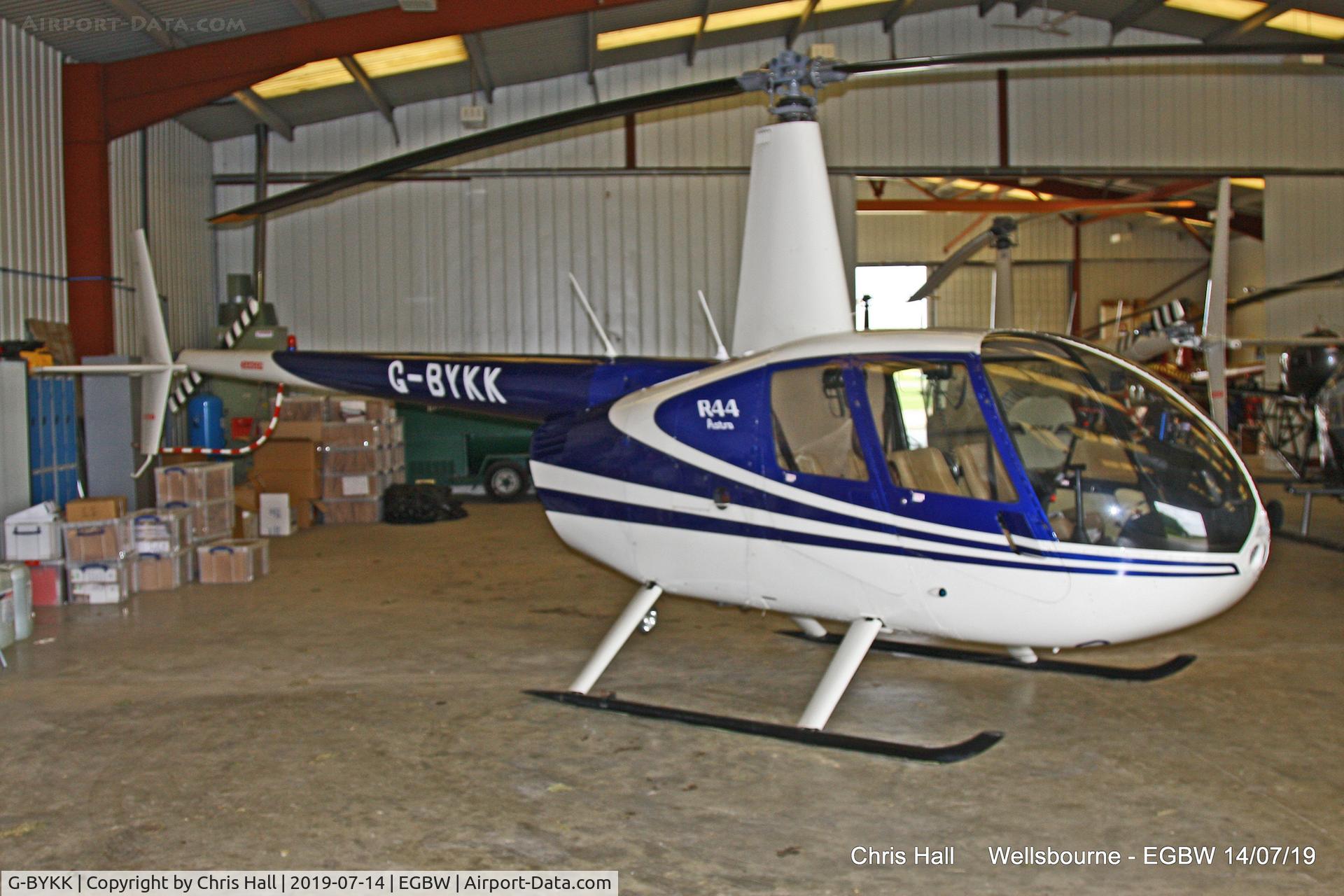 G-BYKK, 1999 Robinson R44 Astro C/N 0572, Wellsbourne Mountford