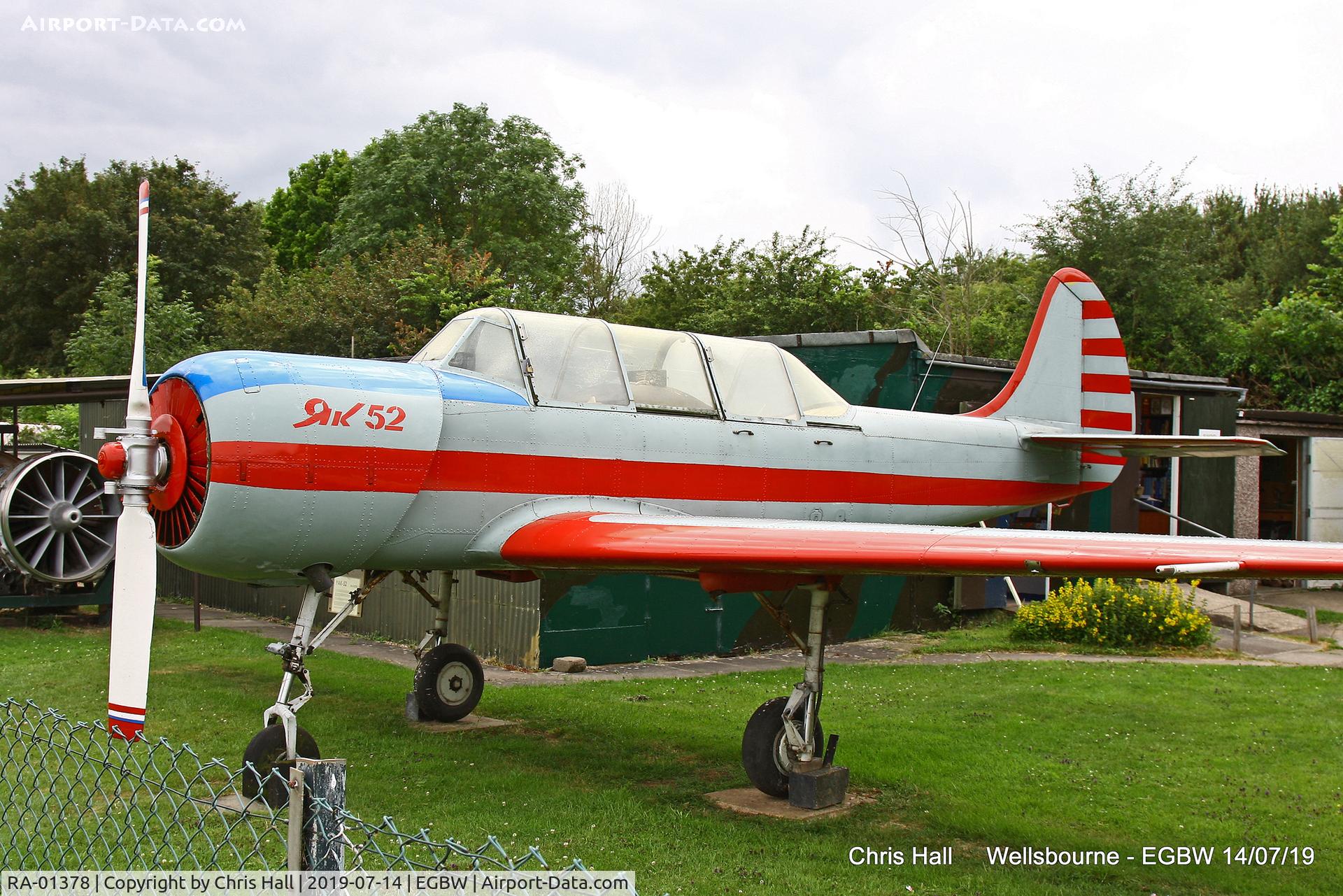 RA-01378, Yakovlev Yak-52 C/N 83 30 04, Wellsbourne Mountford