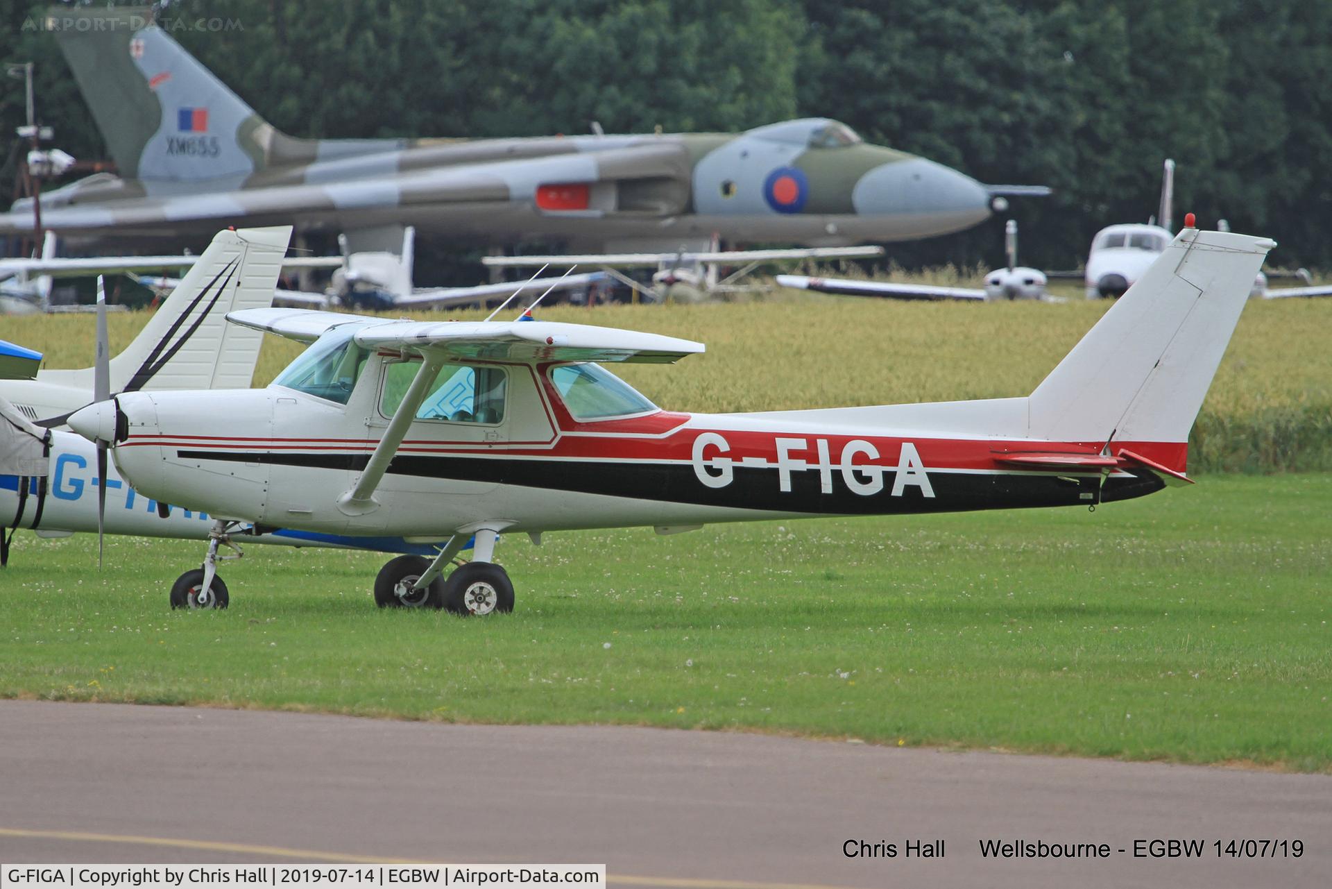 G-FIGA, 1980 Cessna 152 C/N 152-84644, Wellsbourne Mountford