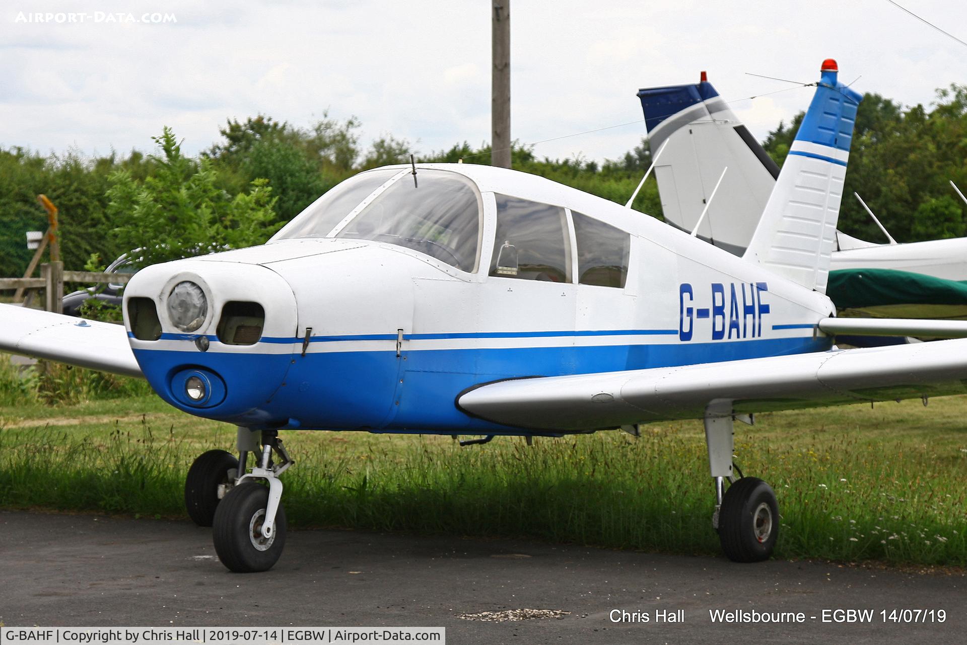 G-BAHF, 1971 Piper PA-28-140 Cherokee C/N 28-7125215, Wellsbourne Mountford