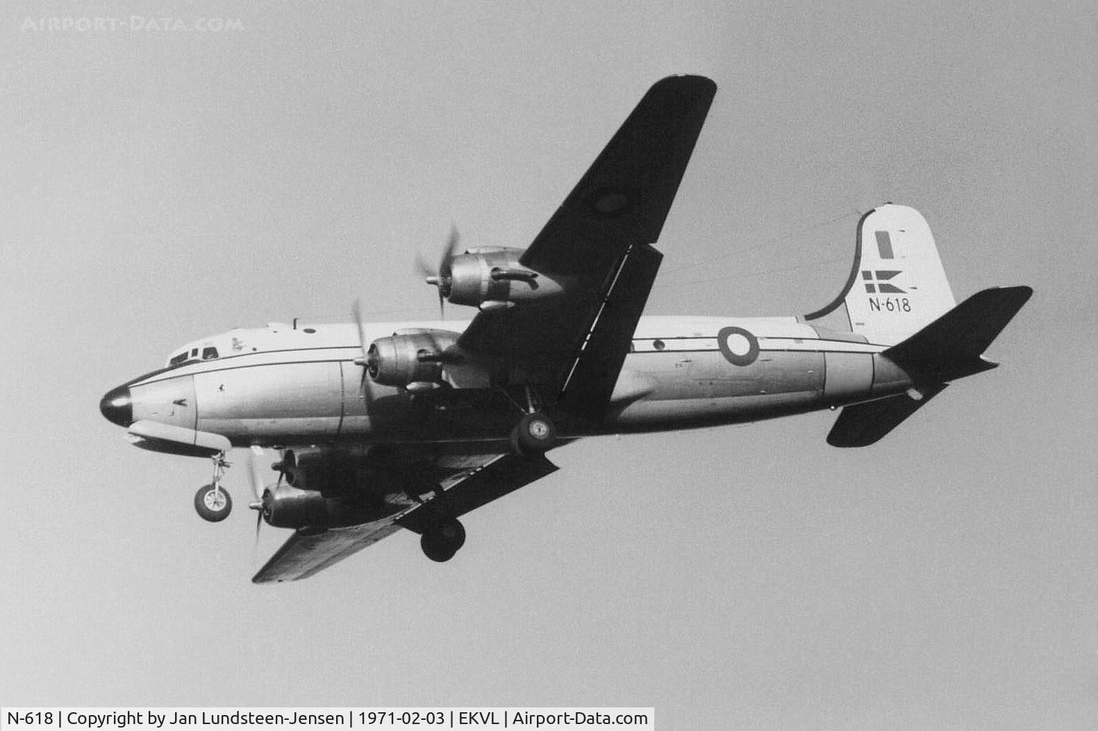 N-618, 1943 Douglas C-54D Skymaster C/N 10723, Douglas C-54D N-618 of Royal Danish Air Force on final approach to Runway 28 at Vaerloese Air Base in Denmark. Front section of cabin was passenger compartment, rear section was cargo compartment. In RDAF service 1965-1977. Ex USAF 42-72618.