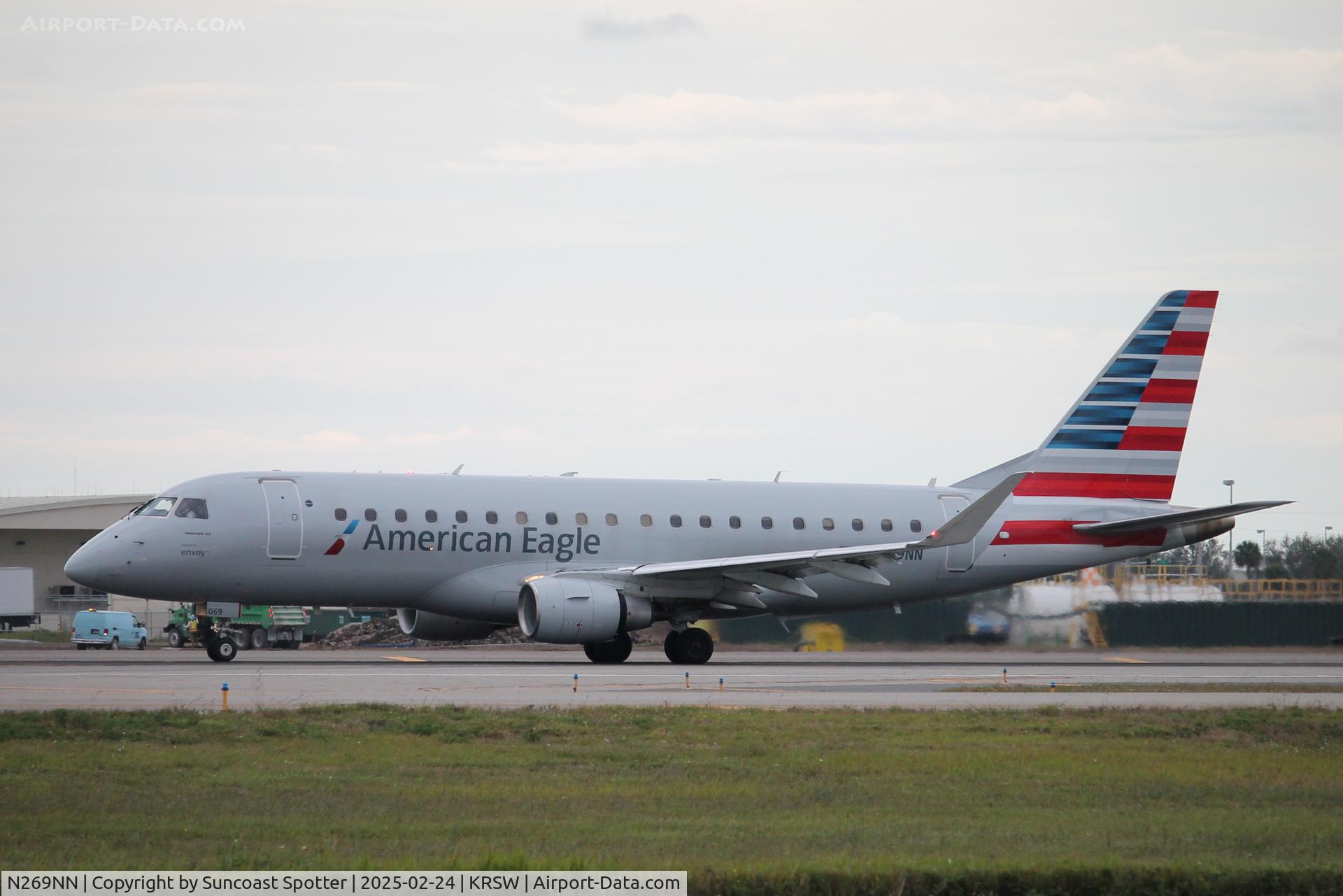 N269NN, 2019 Embraer 175LR (ERJ-170-200LR) C/N 17000774, American Flight 3595 operated by Envoy departs Runway 6 at Southwest Florida International Airport enroute to Reagan National Airport
