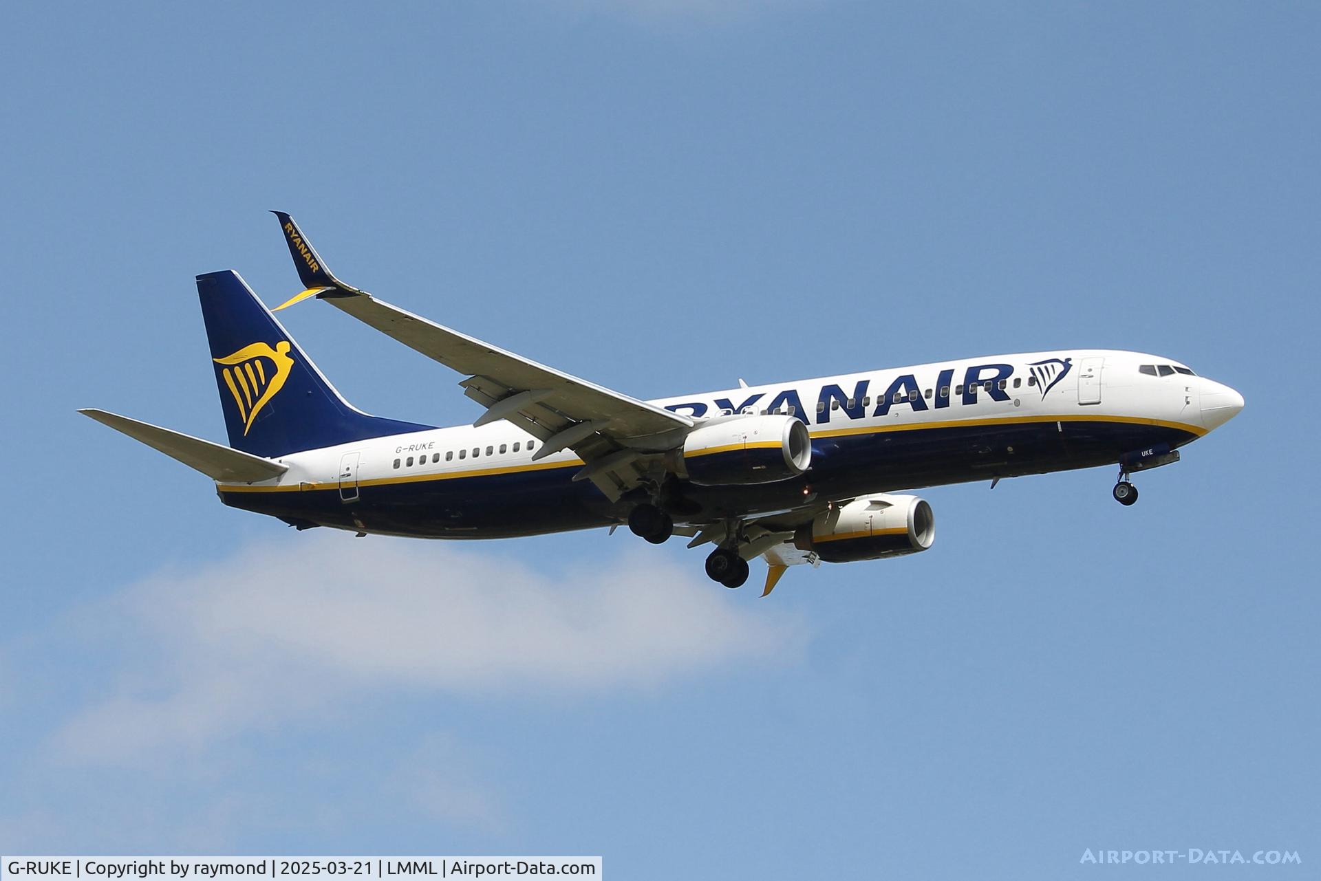 G-RUKE, 2010 Boeing 737-8AS C/N 40285, B737-800 G-RUKE Ryanair UK