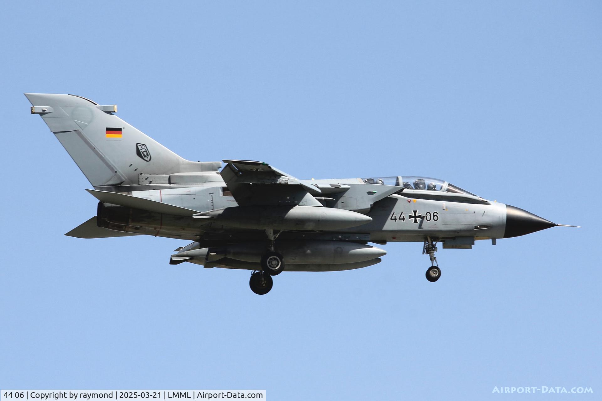 44 06, Panavia Tornado IDS C/N 272/GS071/4106, Panavia Tornado IDS 44-06 German Air Force