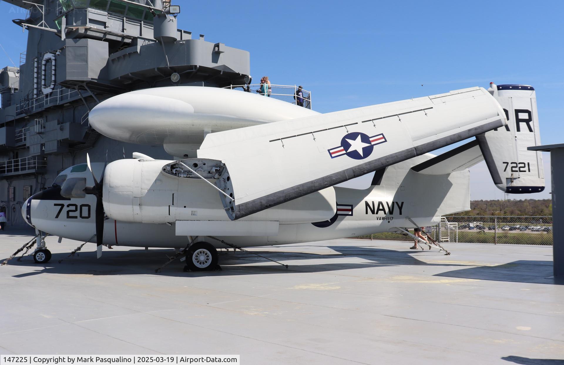 147225, Grumman E-1B Tracer (G-117) C/N 24, Grumman E-1B Tracer