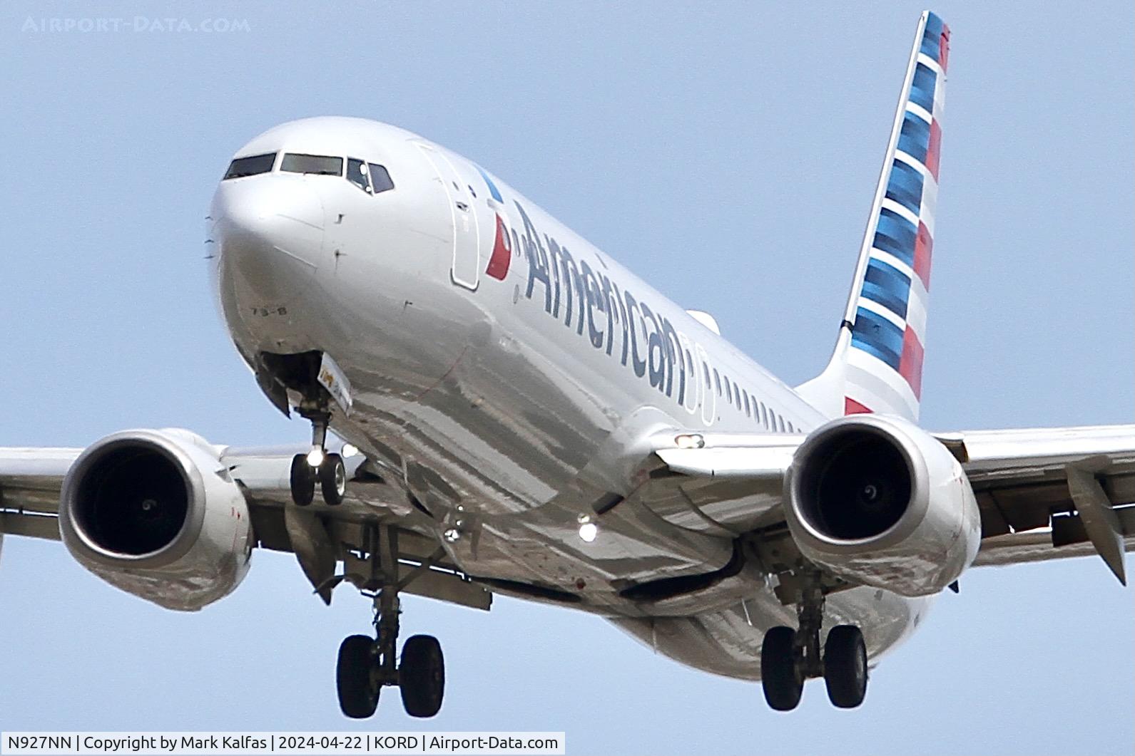 N927NN, 2013 Boeing 737-823 C/N 31171, B738 American Airlines Boeing 737-823 N927NN on approach 28C KORD