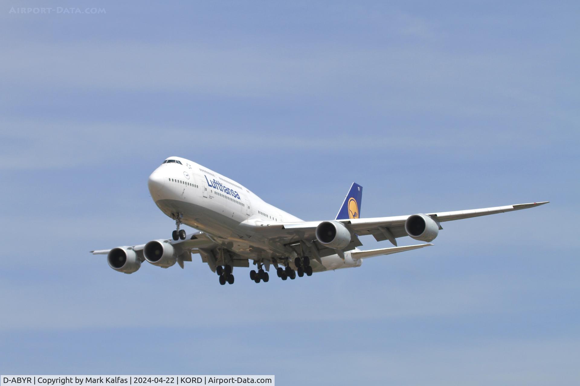 D-ABYR, 2014 Boeing 747-830 C/N 37842, B744 Lufthansa Boeing 747-830 D-ABYR 28C approach KORD