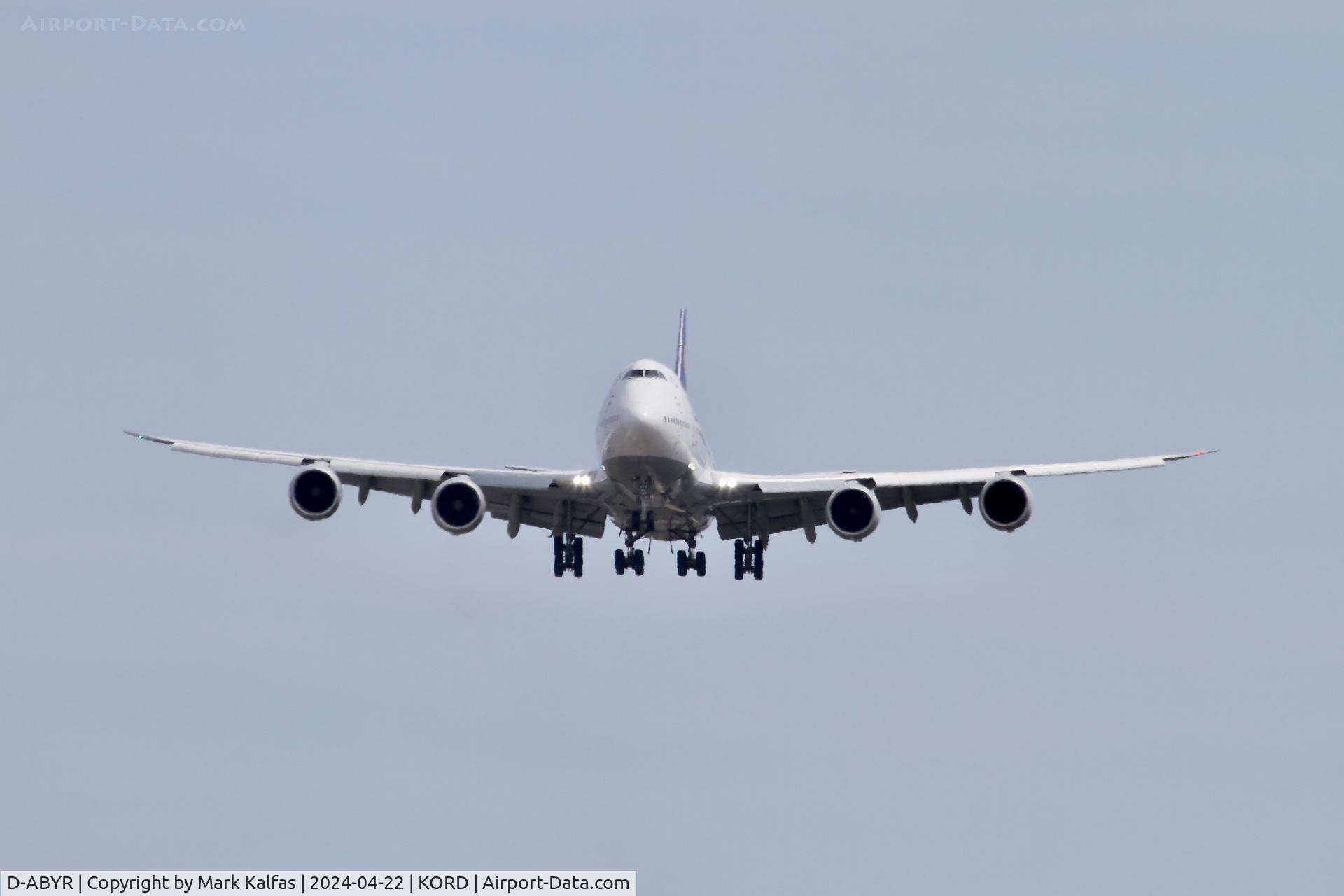 D-ABYR, 2014 Boeing 747-830 C/N 37842, B744 Lufthansa Boeing 747-830 D-ABYR 28C approach KORD