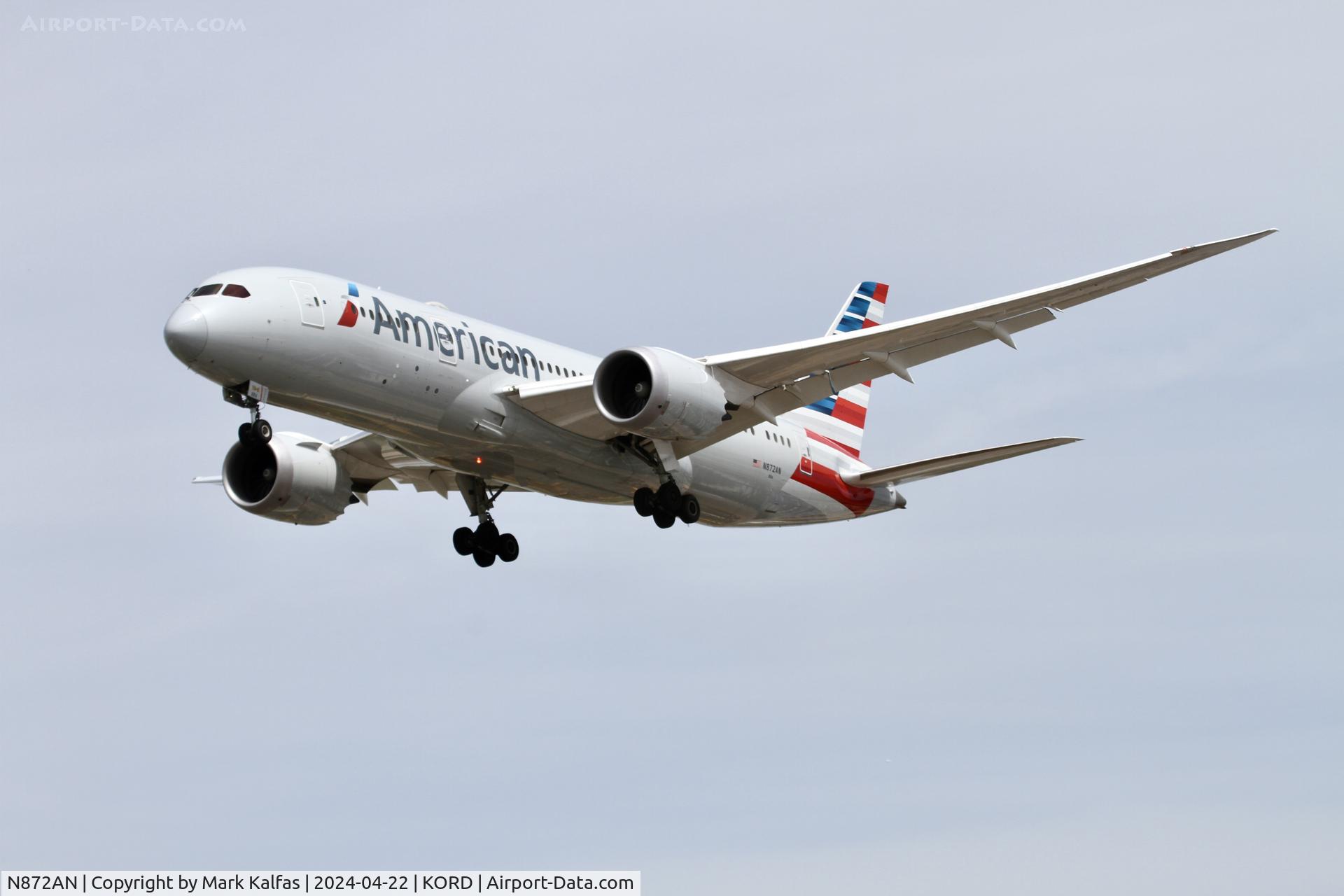 N872AN, 2020 Boeing 787-8 Dreamliner C/N 65992, B788 American Airlines Boeing 787-8 Dreamliner N872AN arriving 28C KORD