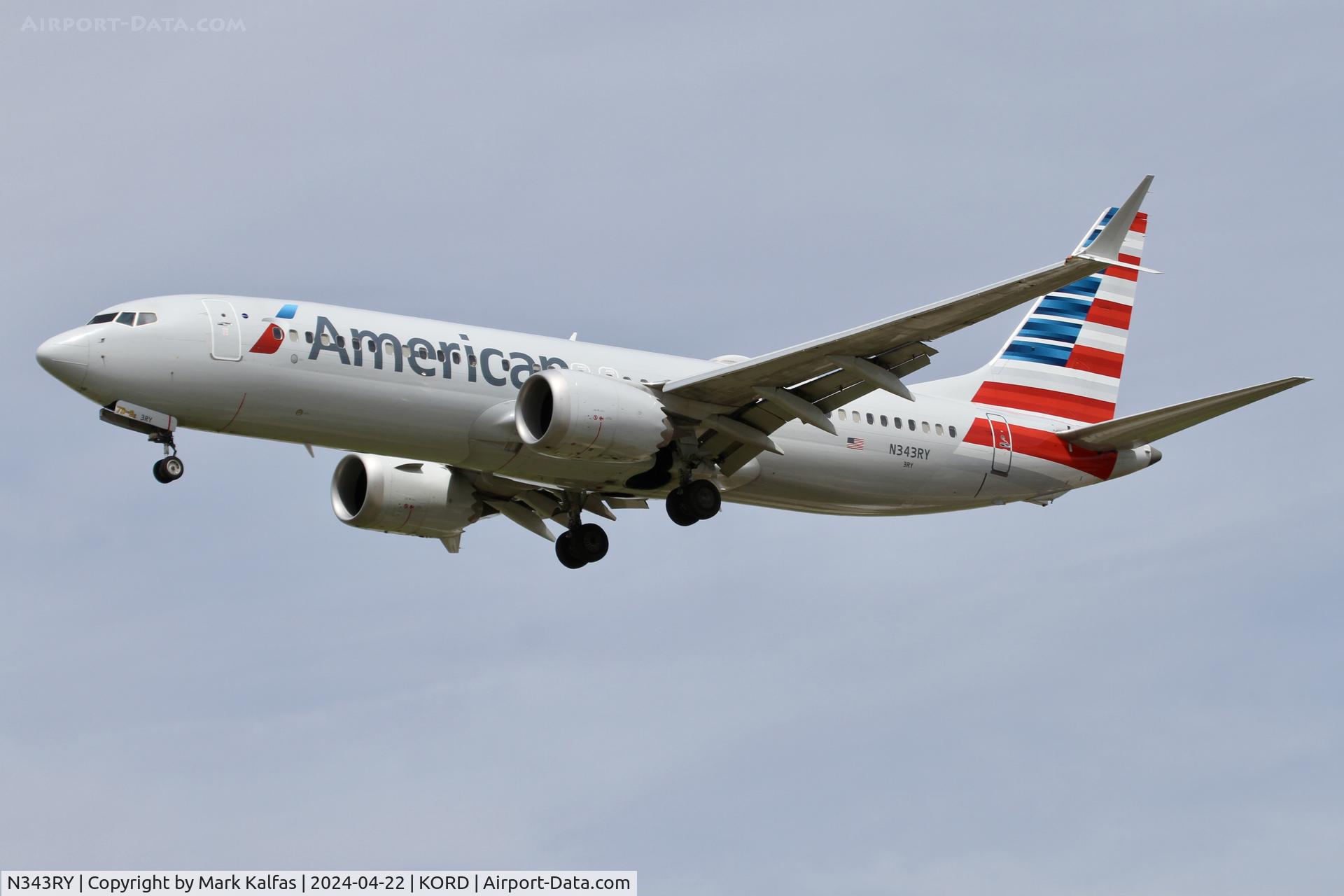N343RY, 2019 Boeing 737-8 MAX C/N 44467, B38M American Airlines Boeing 737-8 MAX N343RY arriving on 28C KORD