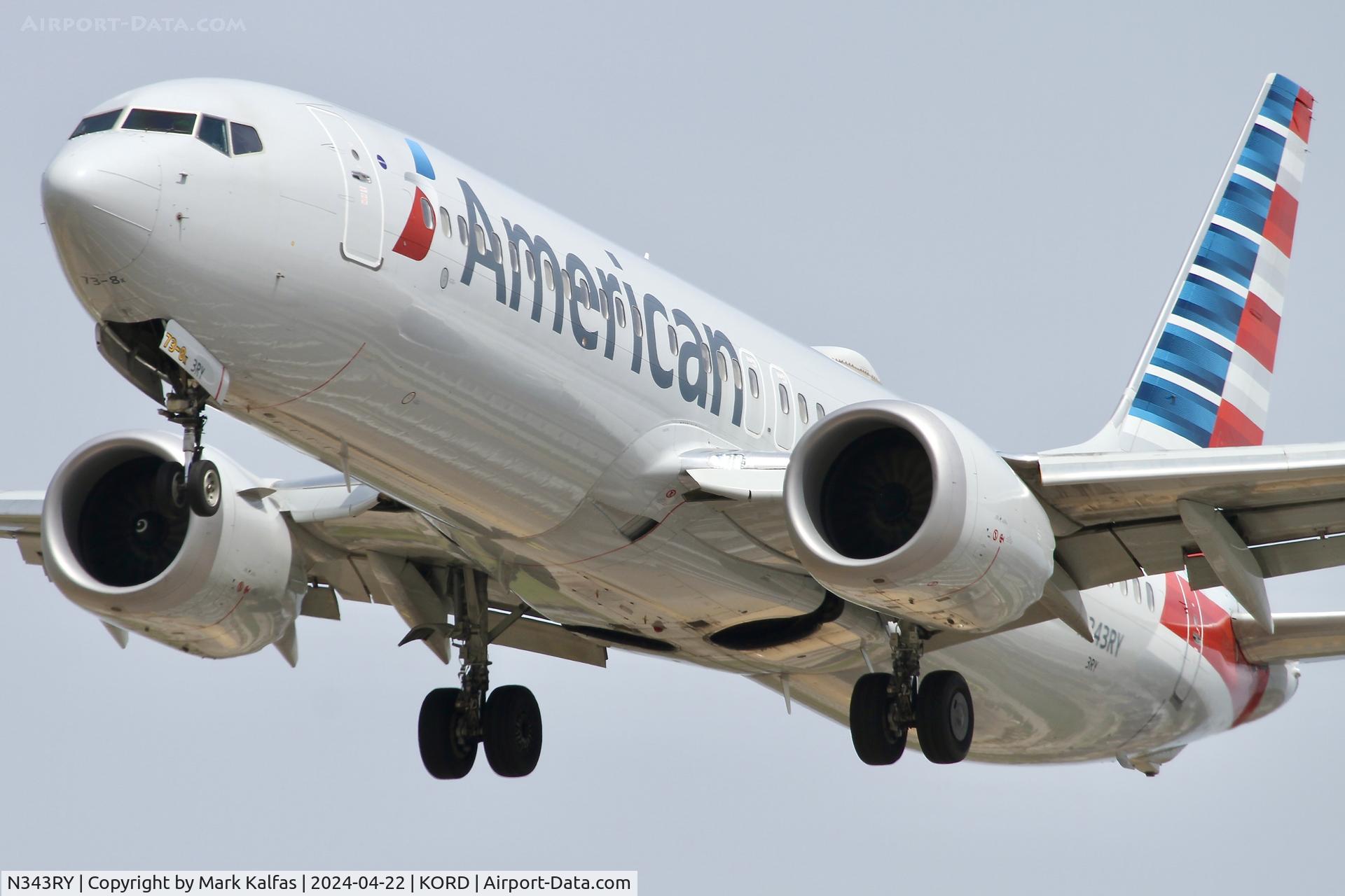 N343RY, 2019 Boeing 737-8 MAX C/N 44467, B38M American Airlines Boeing 737-8 MAX N343RY arriving on 28C KORD