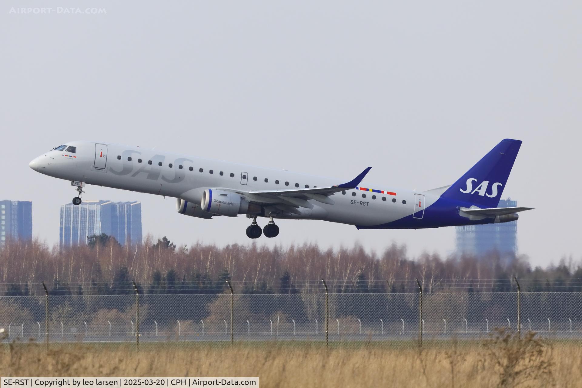 SE-RST, 2011 Embraer ERJ195LR (ERJ 190-200LR9 C/N 19000452, Copenhagen 20.3.2025
