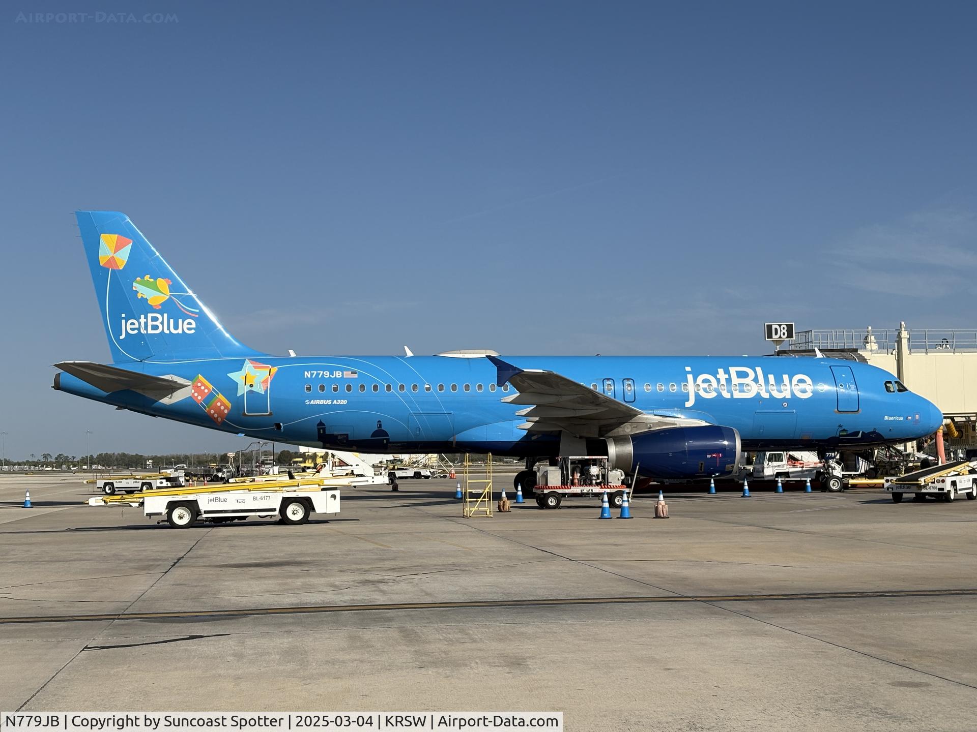N779JB, 2009 Airbus A320-232 C/N 3811, JetBlue Flight 366 sits at the gate at Southwest Florida International Airport prior to flight to Boston-Logan International Airport