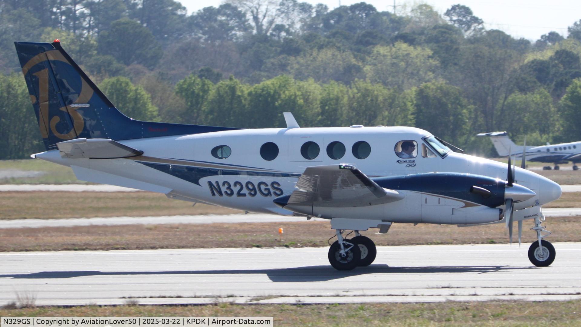 N329GS, 1992 Beech C90B King Air C/N LJ-1320, C90B