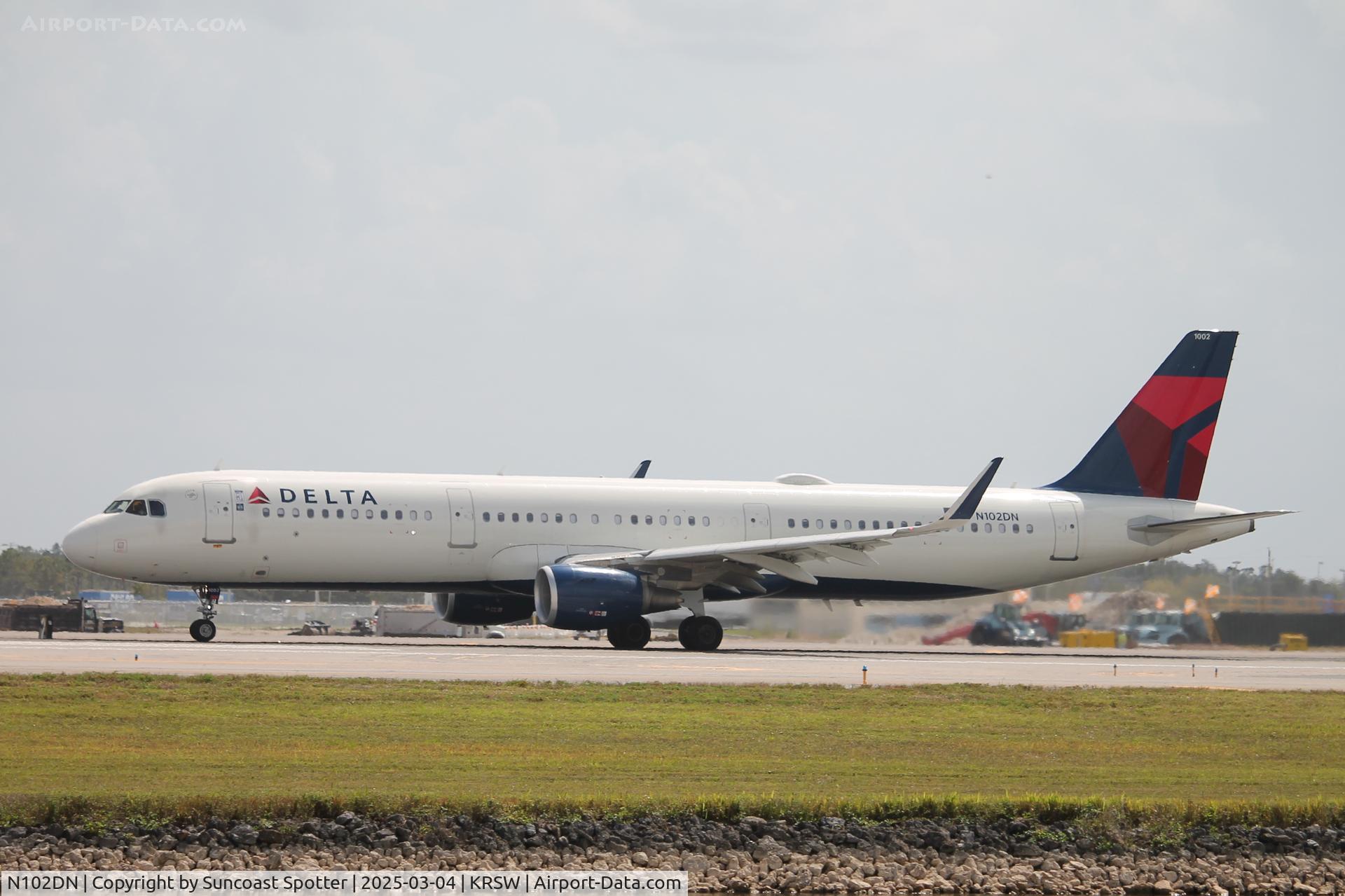 N102DN, 2020 Airbus A321-211 C/N 9485, Delta Flight 412 taxis at Southwest Florida International Airport prior to flight to Detroit Metro Airport