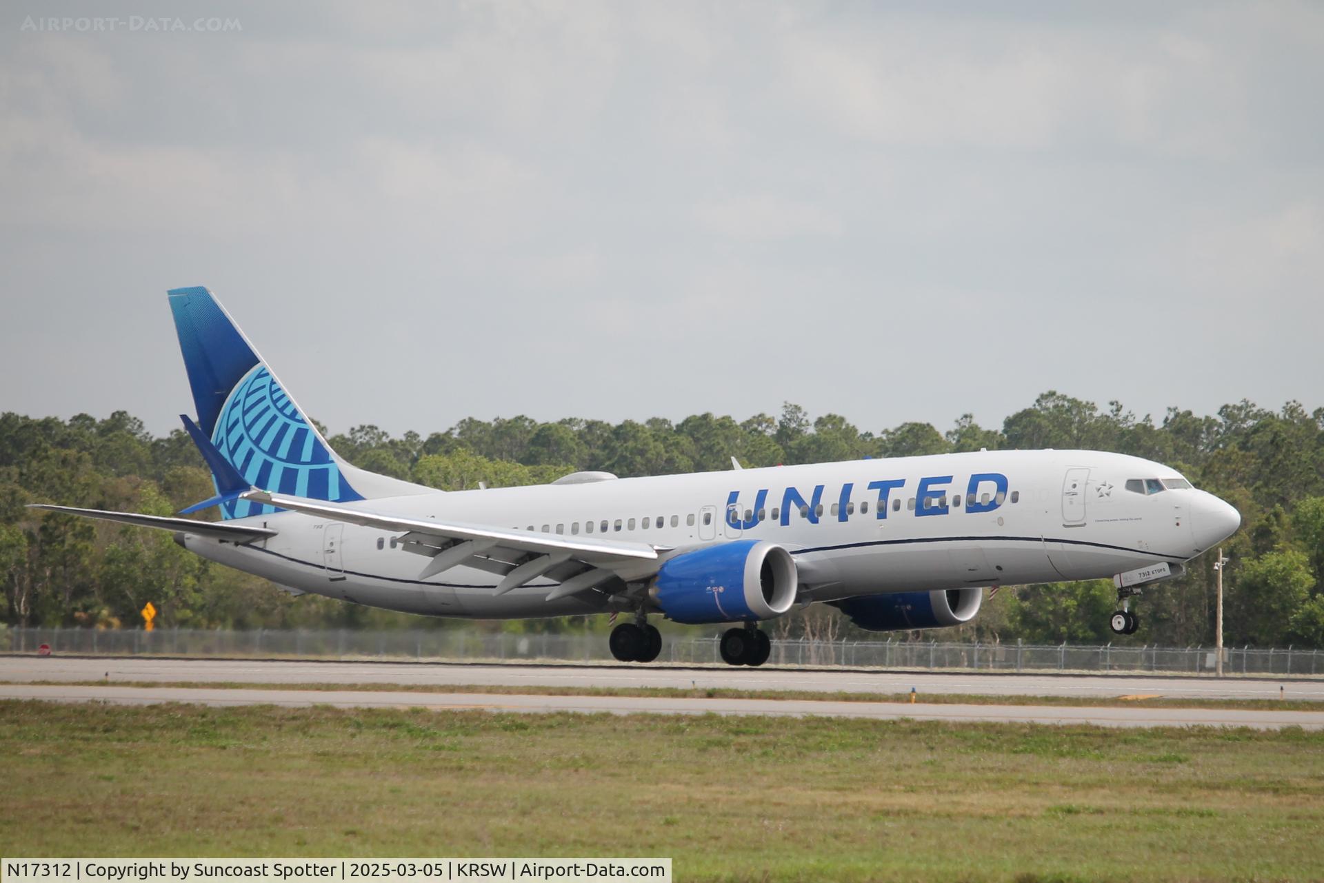 N17312, 2019 Boeing 737-8 MAX C/N 64609, United Flight 320 arrives at Southwest Florida International Airport following flight from Houston-Bush Intercontinental Airport