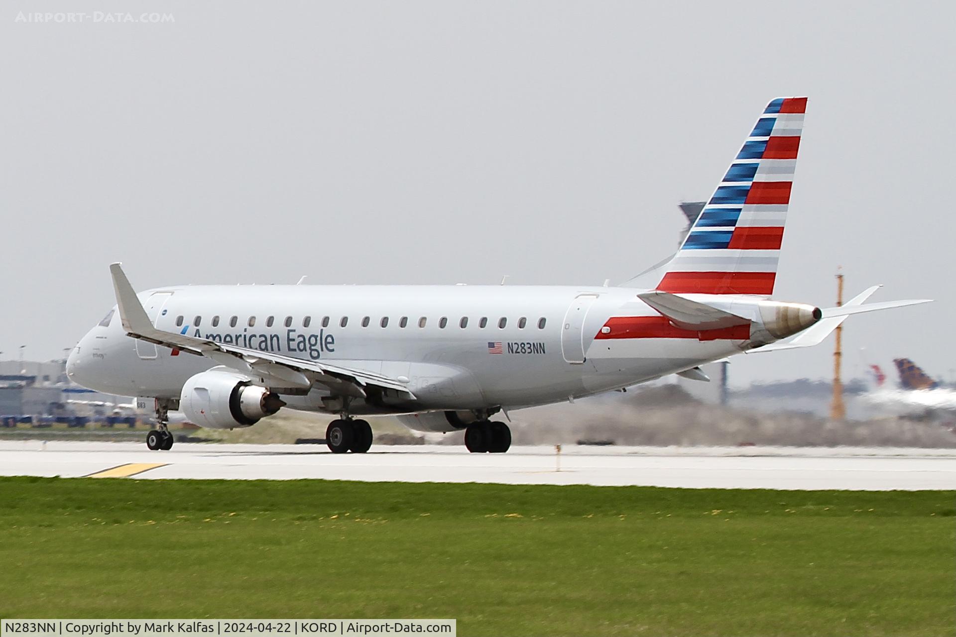 N283NN, 2019 Embraer ERJ-175 C/N 17000818, E75L ENVOY / AMERICAN EAGLE Embraer ERJ-175, N283NN departing 22L KORD