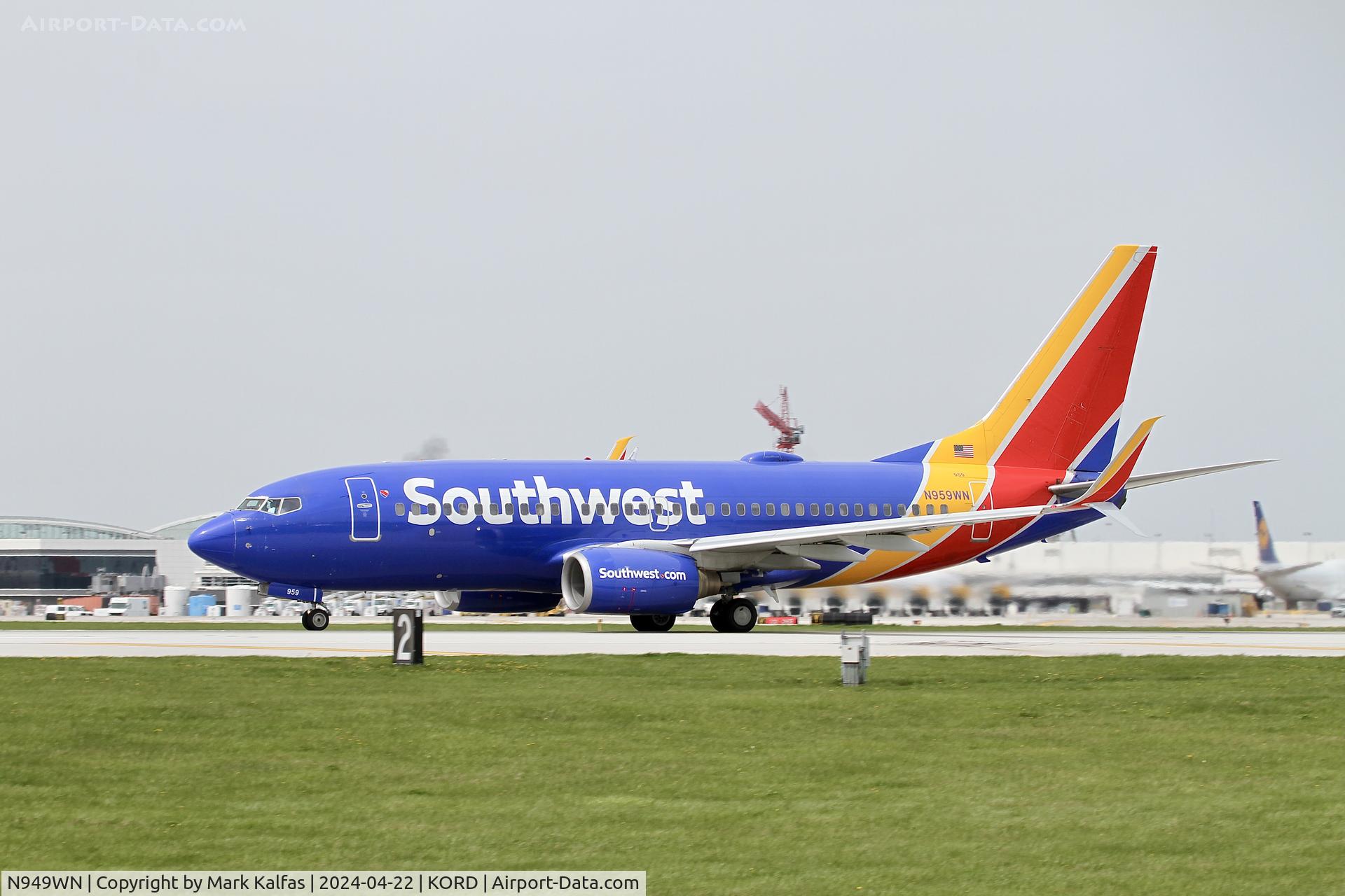 N949WN, 2010 Boeing 737-7H4 C/N 36663, B737 SOUTHWEST Boeing 737-7H4 N959WN departing 22L KORD