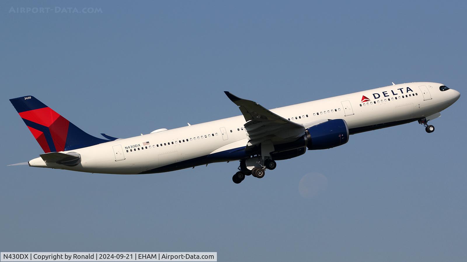 N430DX, Airbus A330-941 C/N 2069, at eham