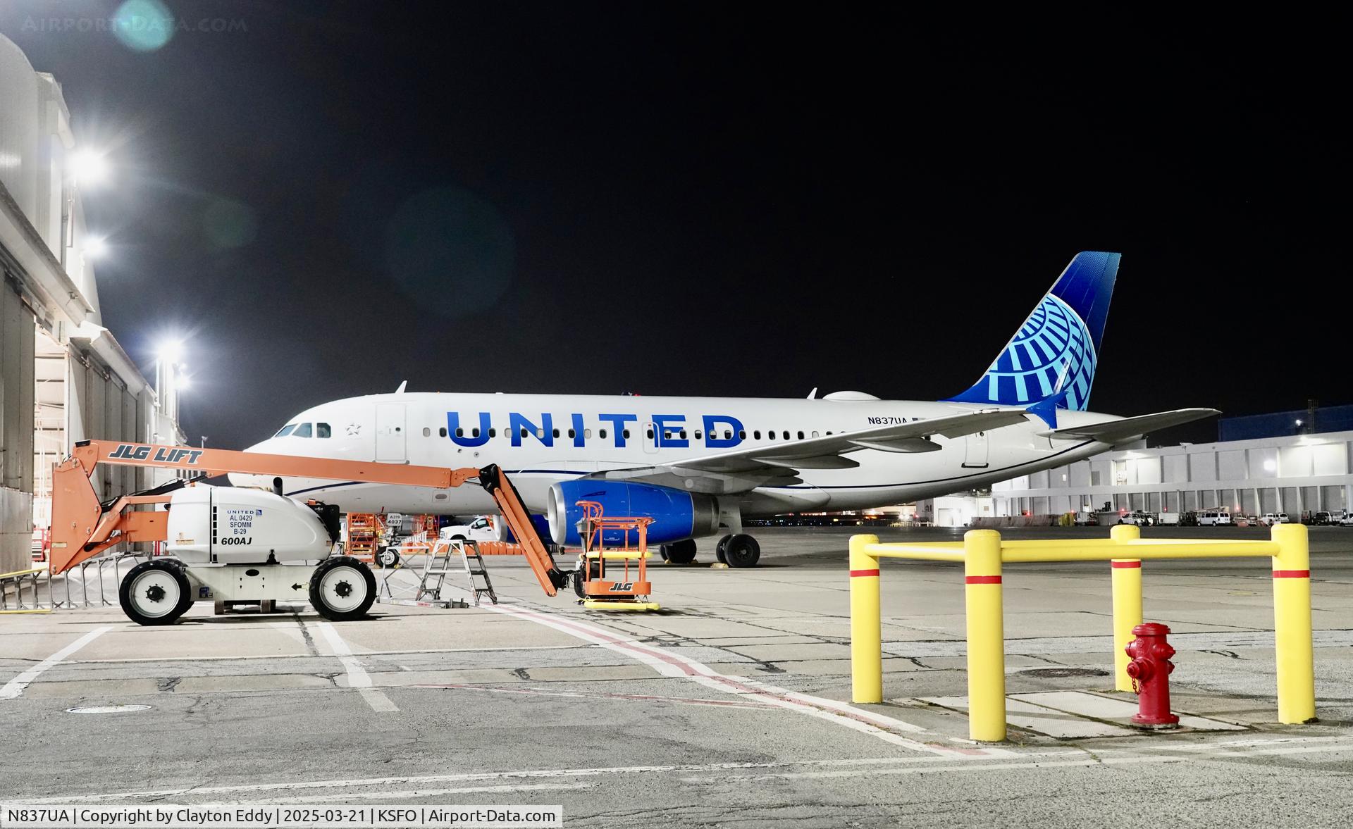 N837UA, 2001 Airbus A319-131 C/N 1474, SFO 2025