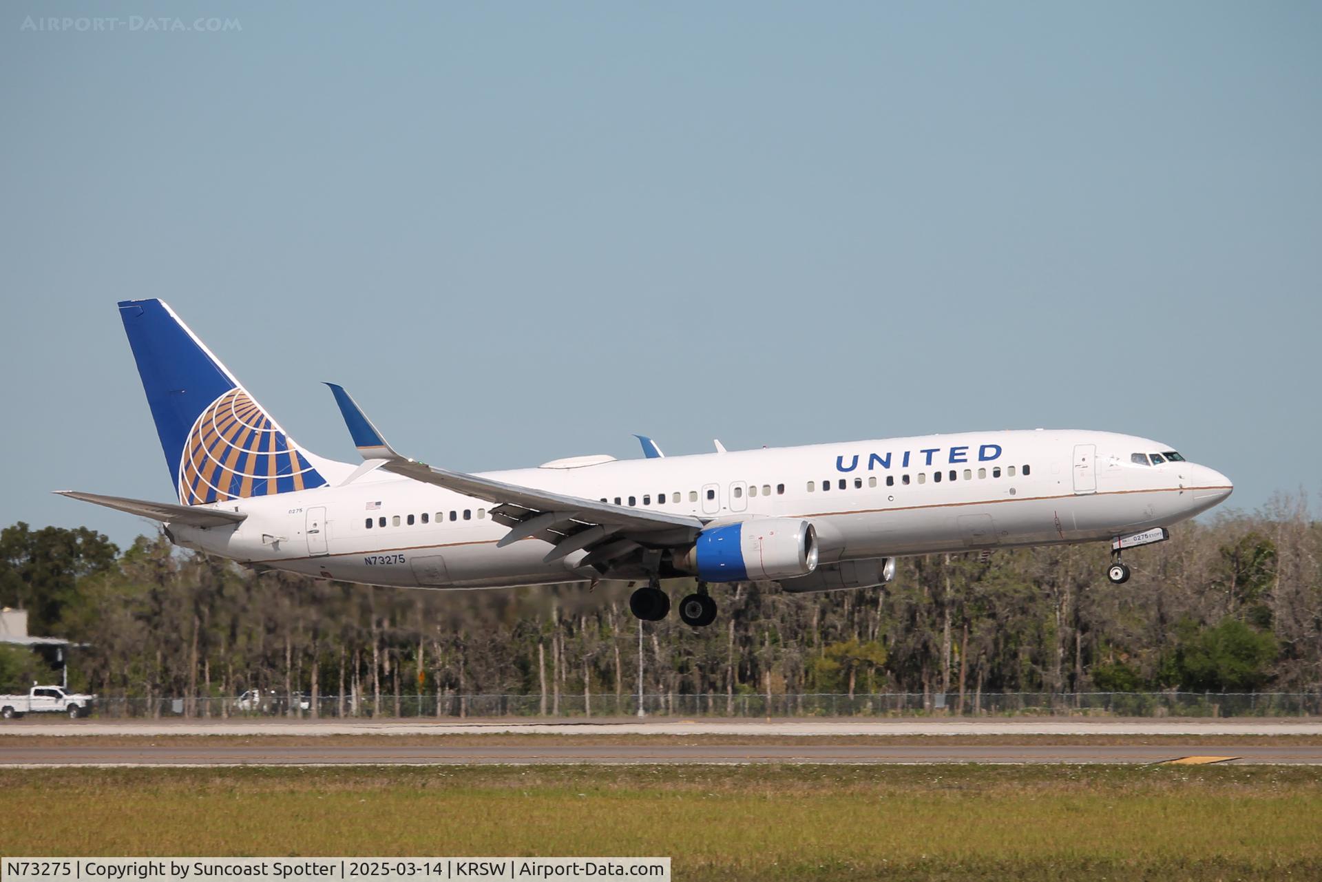 N73275, 2002 Boeing 737-824 C/N 31593, United Flight 1406 arrives at Southwest Florida International Airport following flight from Washington-Dulles International Airport