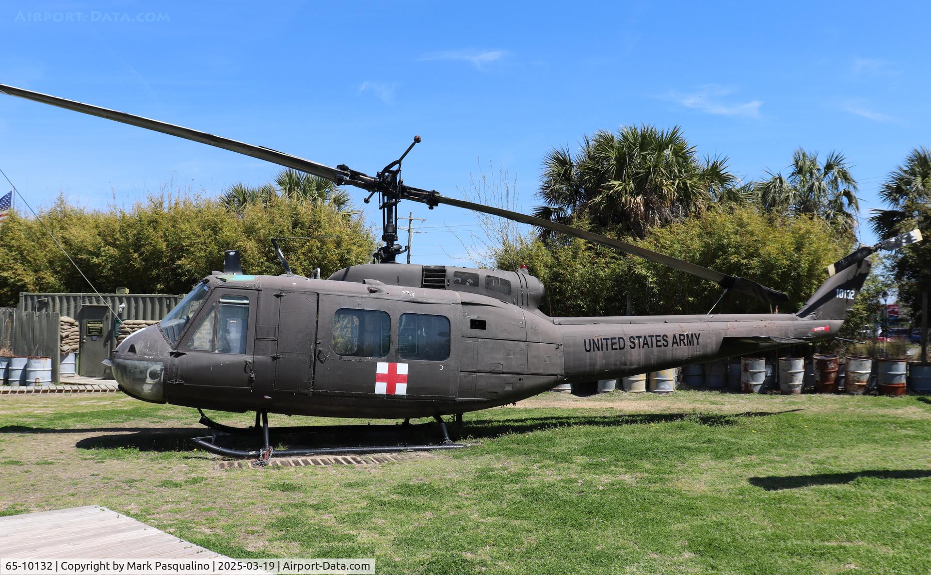 65-10132, 1965 Bell UH-1D Iroquois C/N 5176, Bell UH-1D Iroquois