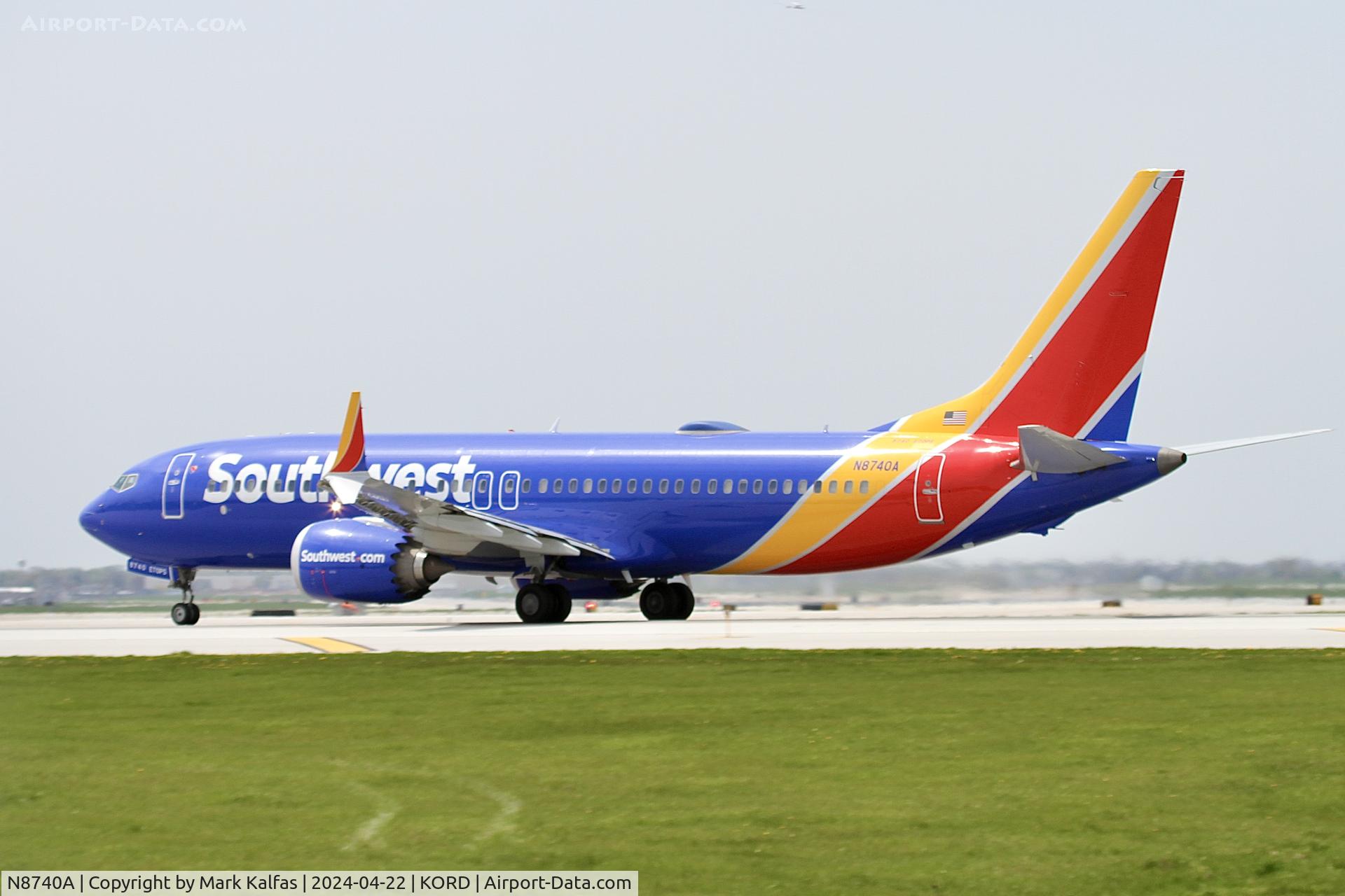 N8740A, 2021 Boeing 737 Max 8 C/N 61860, B38M Southwest Boeing 737 Max 8 N8740A departing 22L KORD