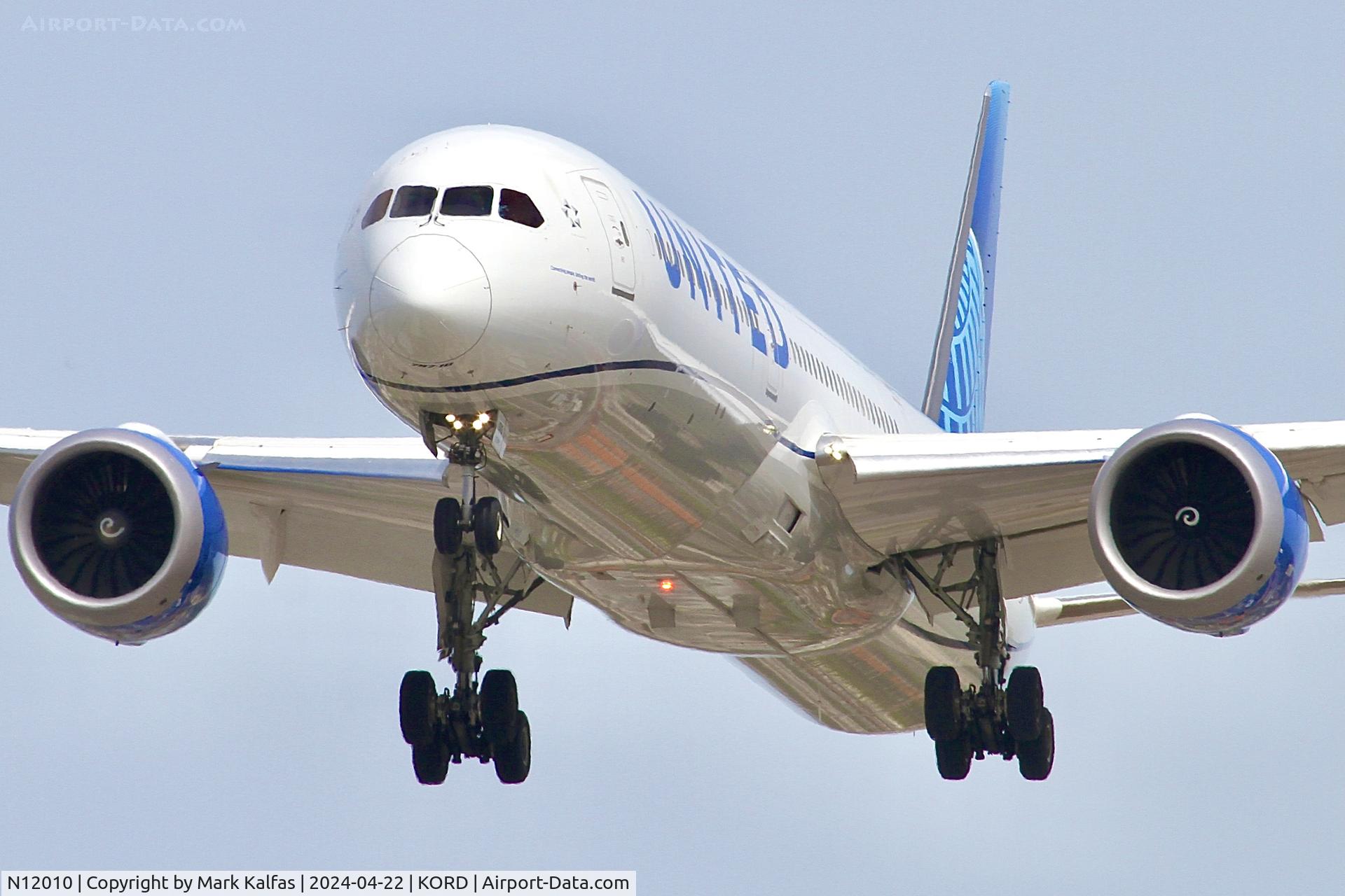 N12010, 2023 Airbus A220-300 C/N 55207, B78X United Airlines BOEING 787-10 Dreamliner N12010 28C approach KORD
