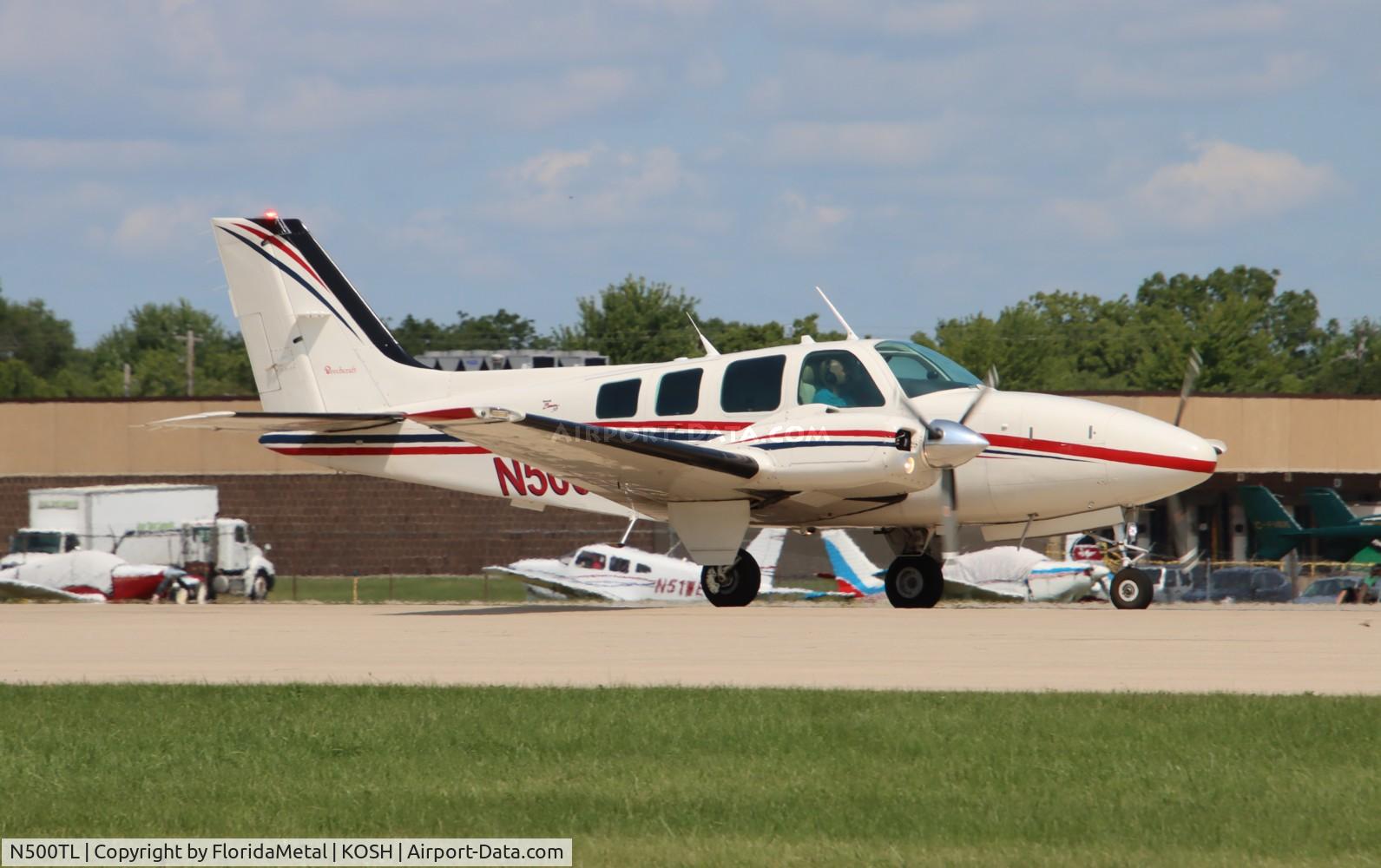 N500TL, Raytheon Aircraft Company 58 C/N TH-2103, Baron 58 zx