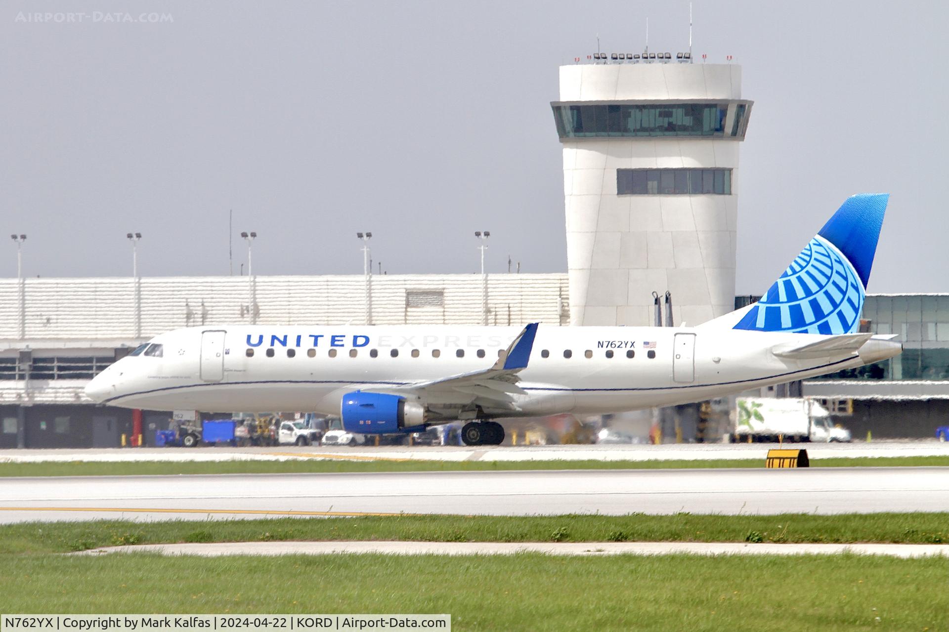 N762YX, 2023 EMBRAER 175LR C/N 941, E75L Republic Airways / United Express EMBRAER 175LR N762YX departing 28R KORD