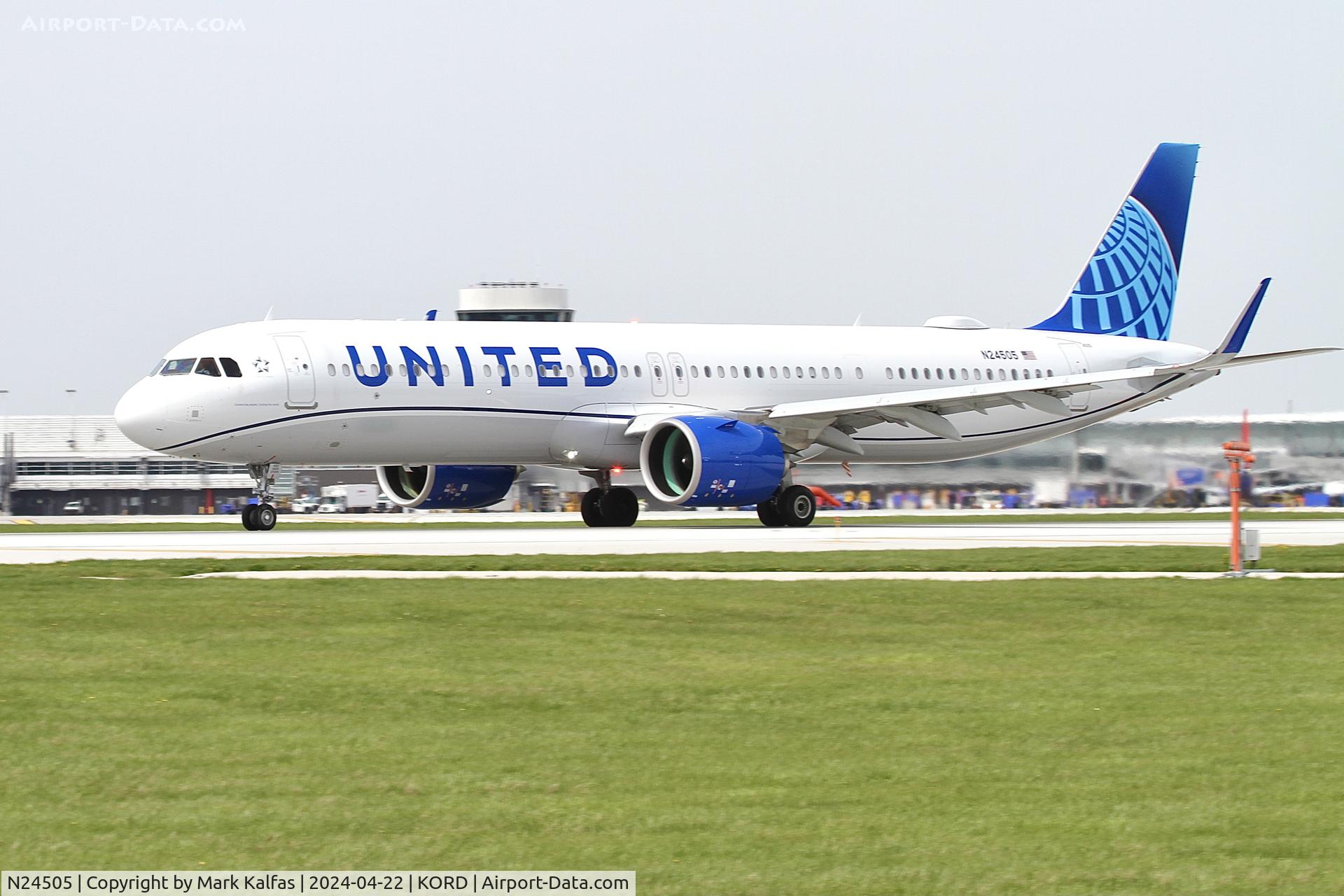 N24505, 2023 Airbus A321-271NX C/N 11661, A321 United Airlines Airbus A321-271NX NEO N24505 departing 22L KORD