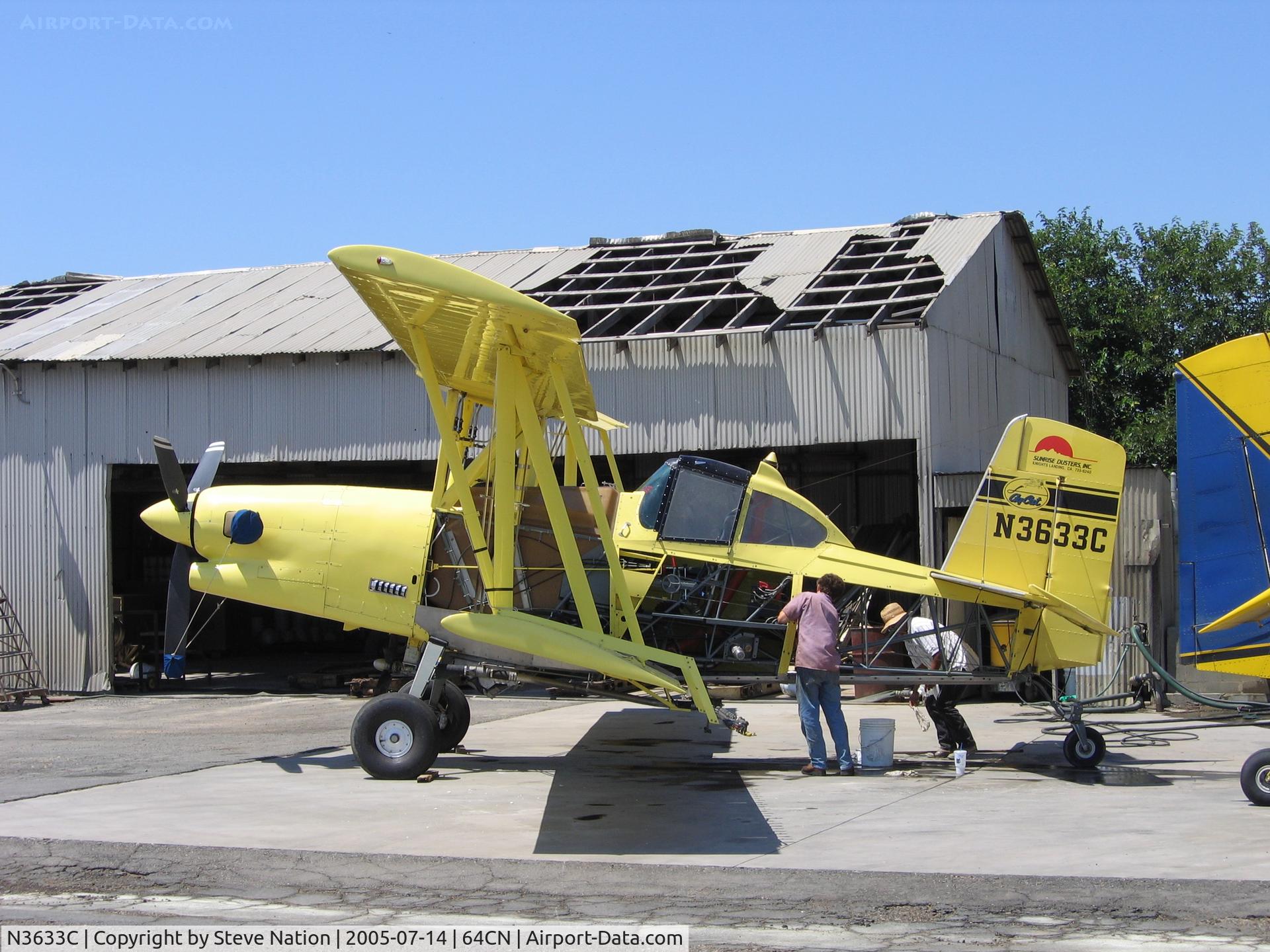 N3633C, 1986 Schweizer Aircraft Corp G-164B C/N 776B, Sunrise Dusters 1986 Schweizer Aircraft G-164B Ag-Cat as sprayet at Knight's Landing
