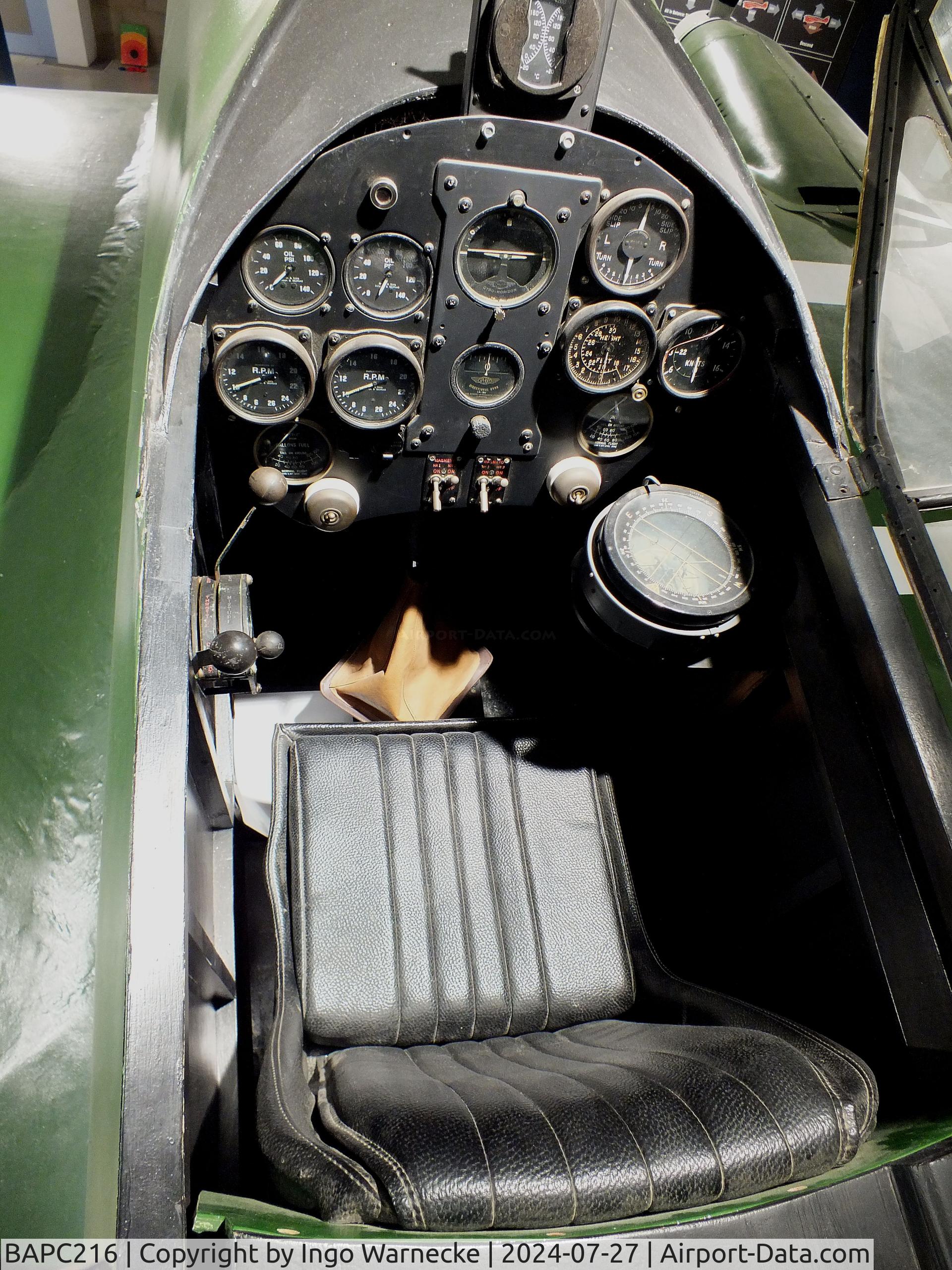 BAPC216, De Havilland DH-88 Comet Replica C/N BAPC.216, De Havilland D.H.88 Comet replica at the De Havilland Aircraft Museum, London Colney #c