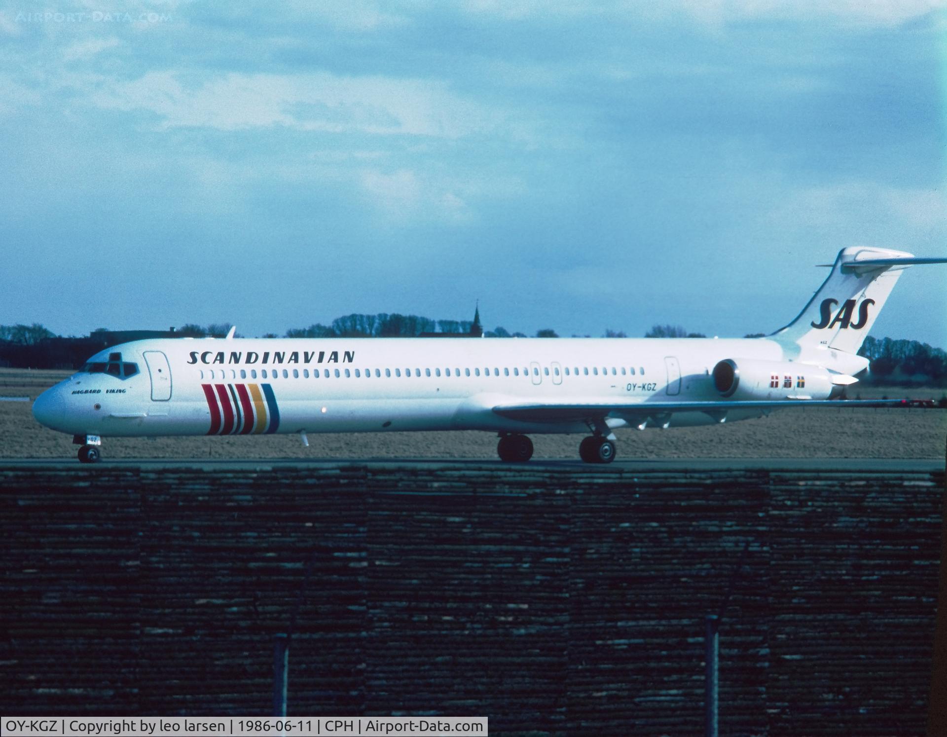 OY-KGZ, 1985 McDonnell Douglas MD-81 (DC-9-81) C/N 49381, Copenhagen 11.6.1986
