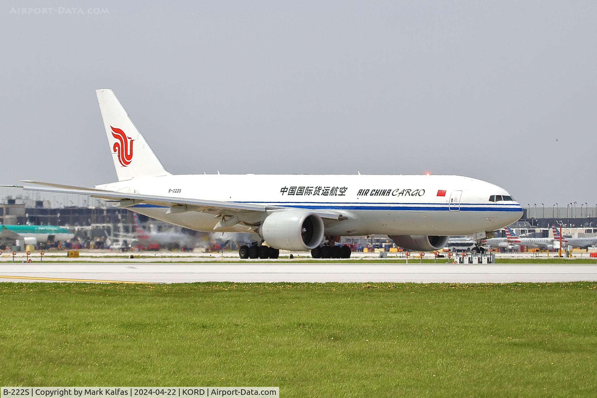 B-222S, 2023 Boeing B-777F C/N 67833, B77L Air China Cargo Boeing B-777F B-222S Taxi Way GG at KORD