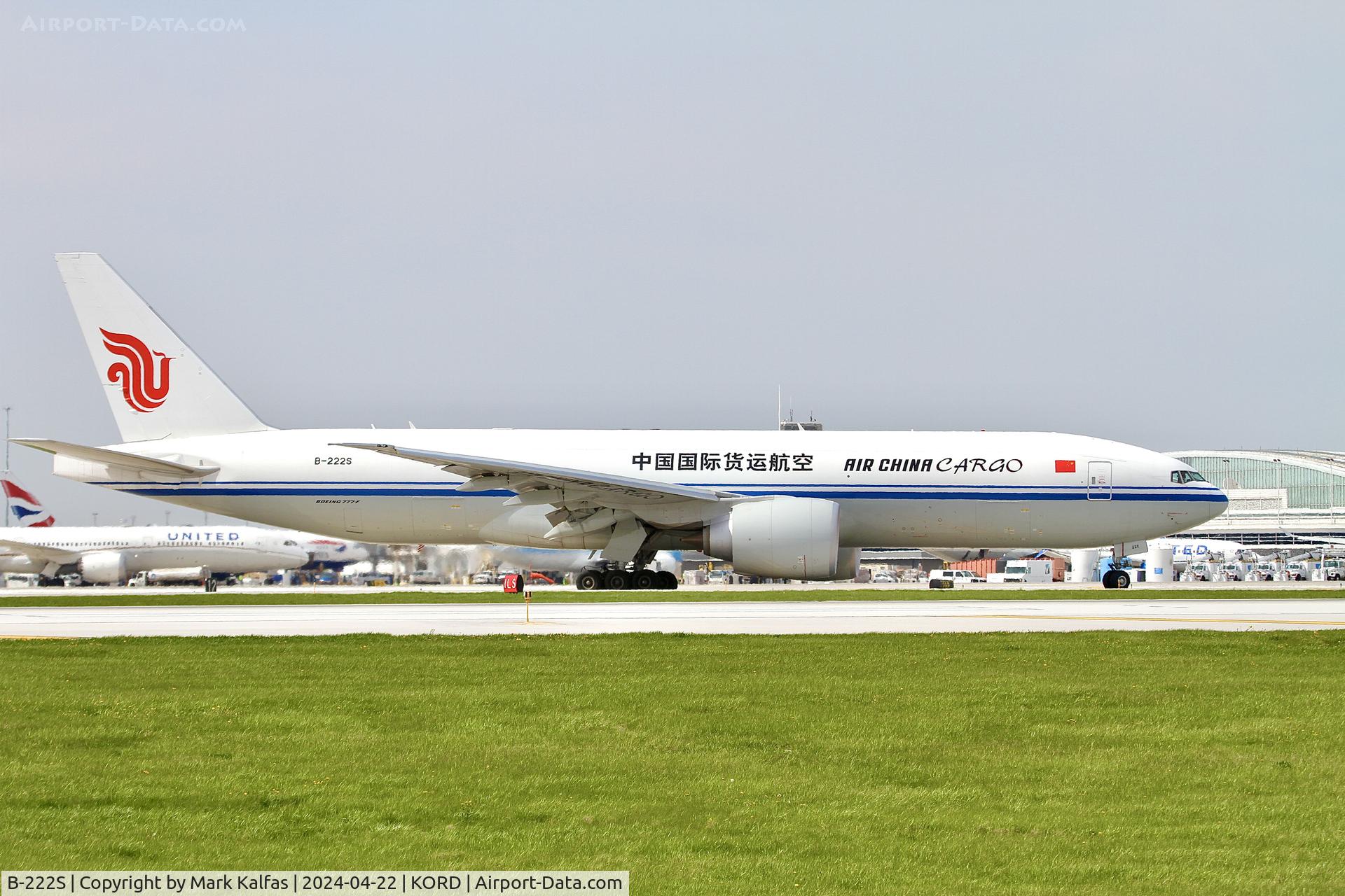 B-222S, 2023 Boeing B-777F C/N 67833, B77L Air China Cargo Boeing B-777F B-222S Taxi Way GG at KORD