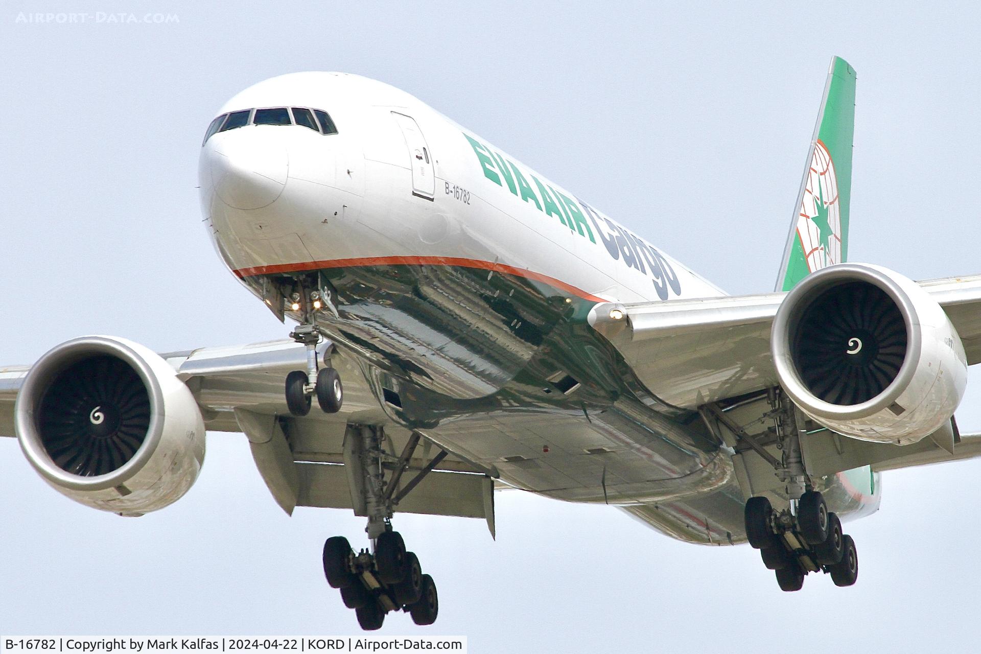 B-16782, 2018 Boeing 777-F5E C/N 62825, B77L EVA AIR CARGO Boeing 777-F5E B-16782 ARRIVING 28C KORD